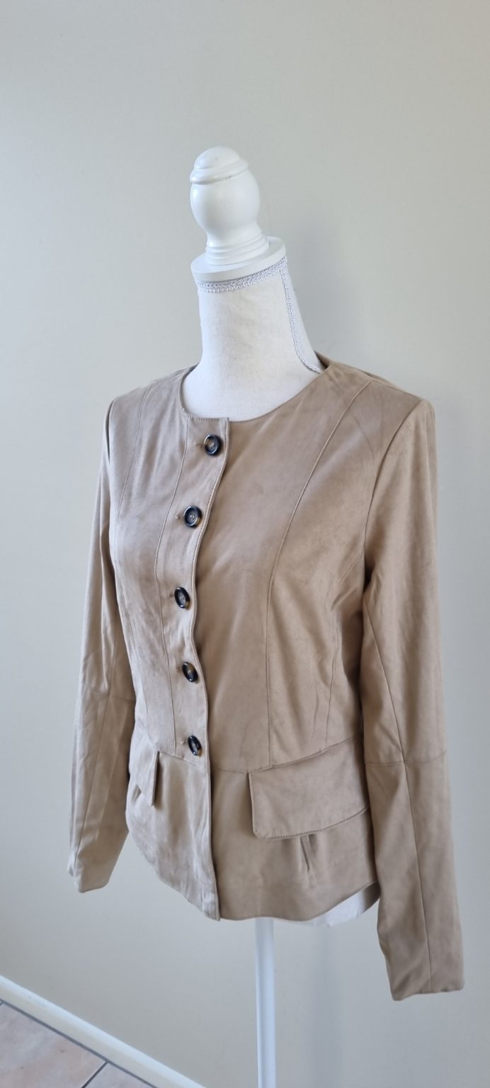 Heine Jacket size 10 NEW WITH TAG $159.99, image 2