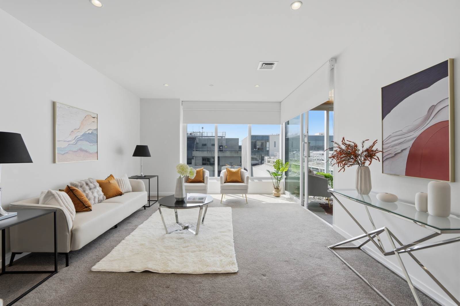 Affordable Luxury Top Location — slide 2