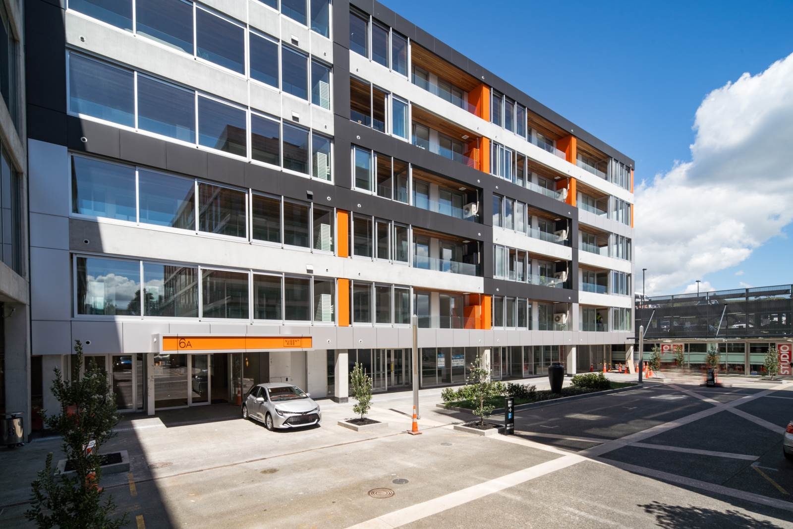 Affordable Luxury Top Location — slide 21