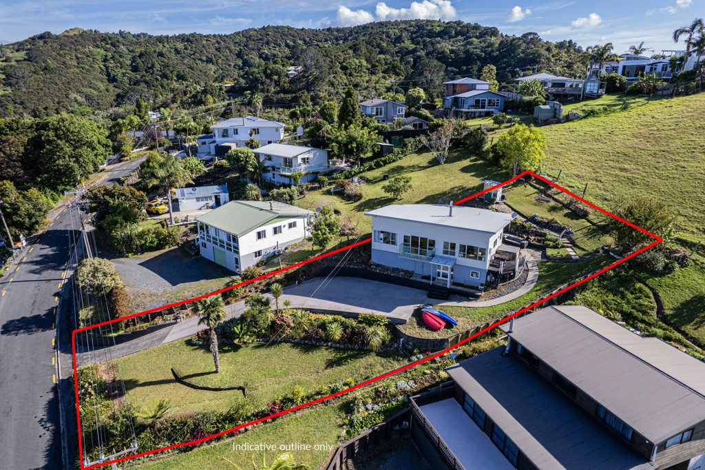Seriously For Sale - Location, Views and Potential — slide 2