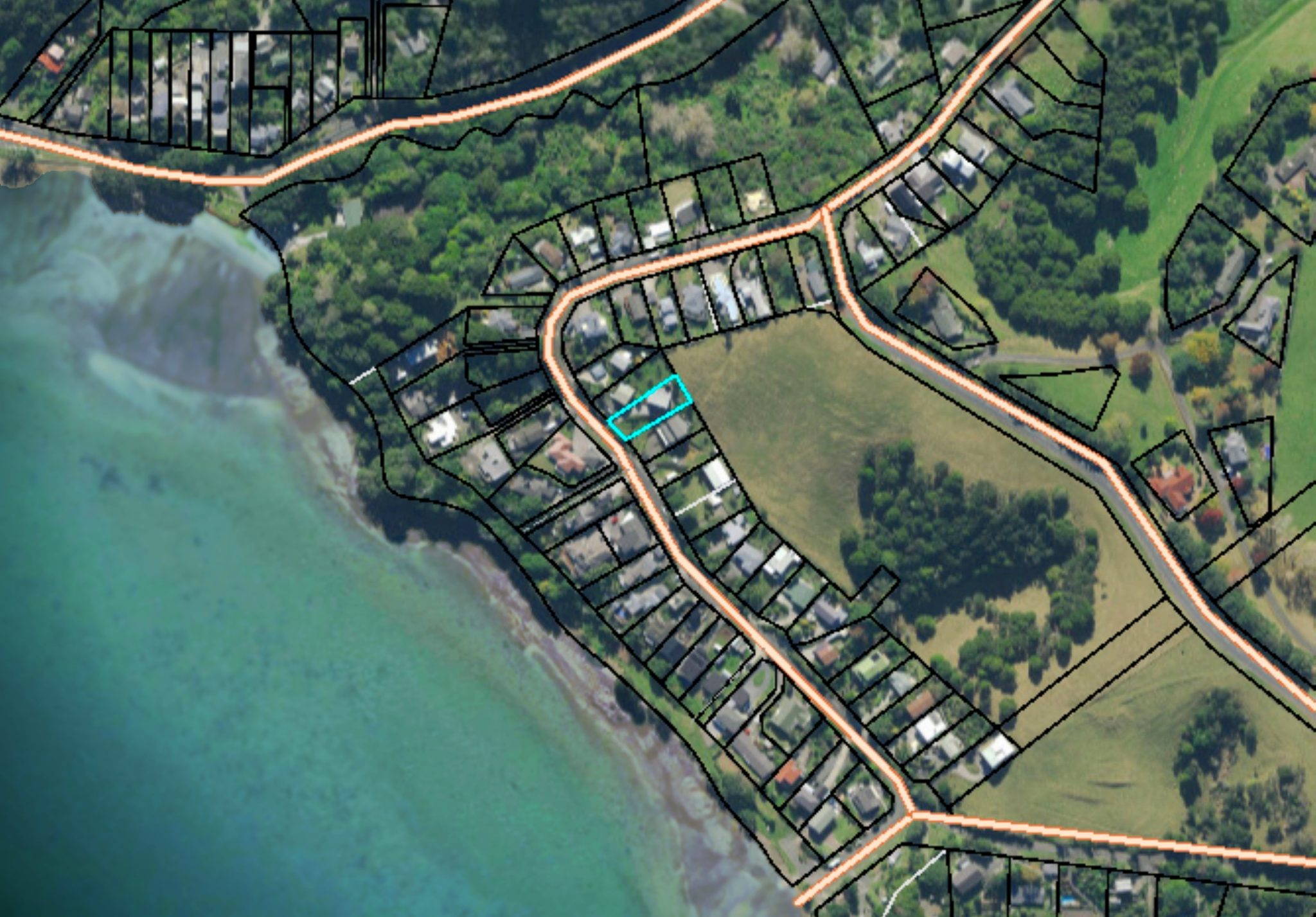 Seriously For Sale - Location, Views and Potential — slide 24