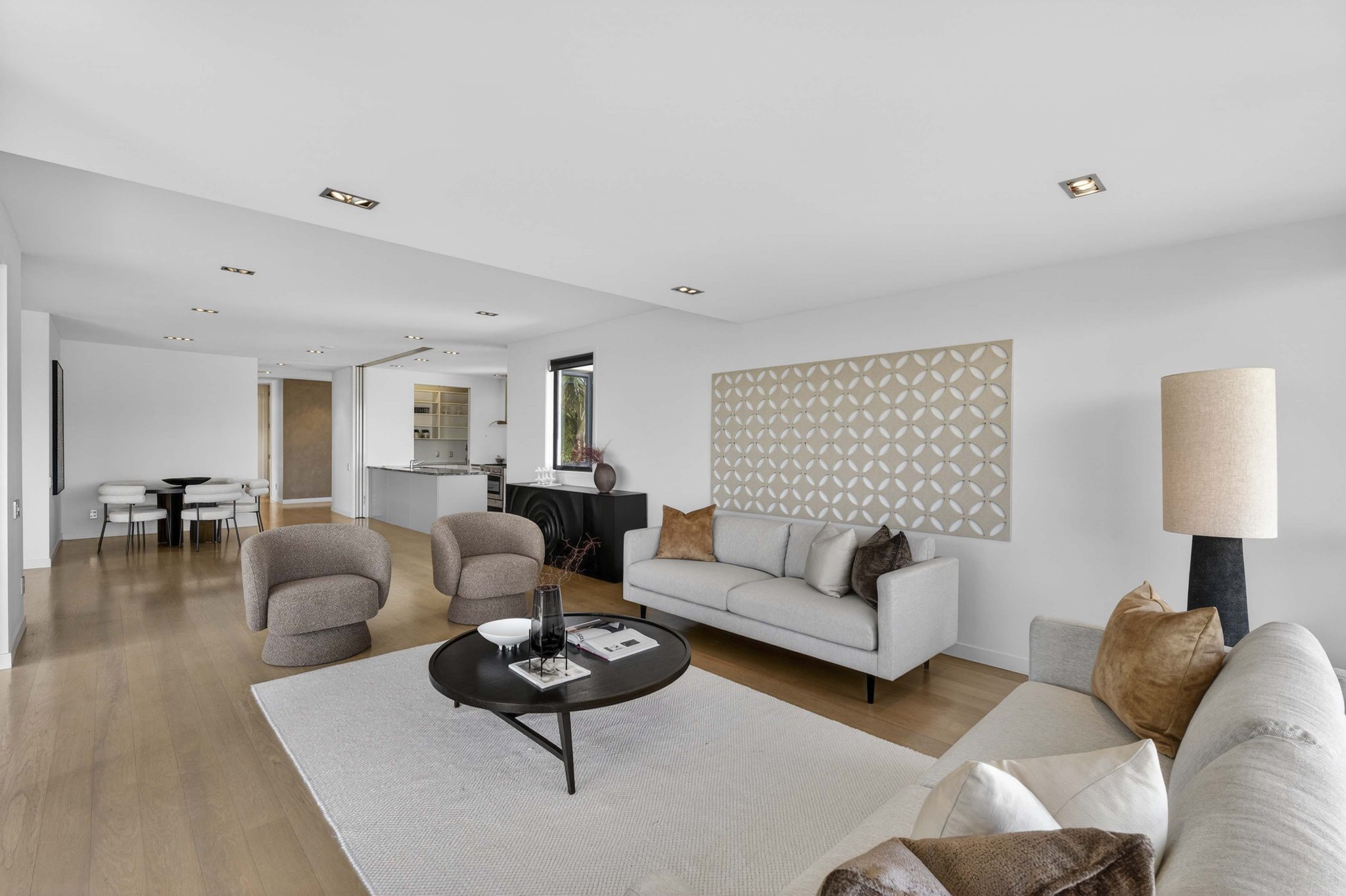 Luxury Lock-and-Leave with Views — slide 8