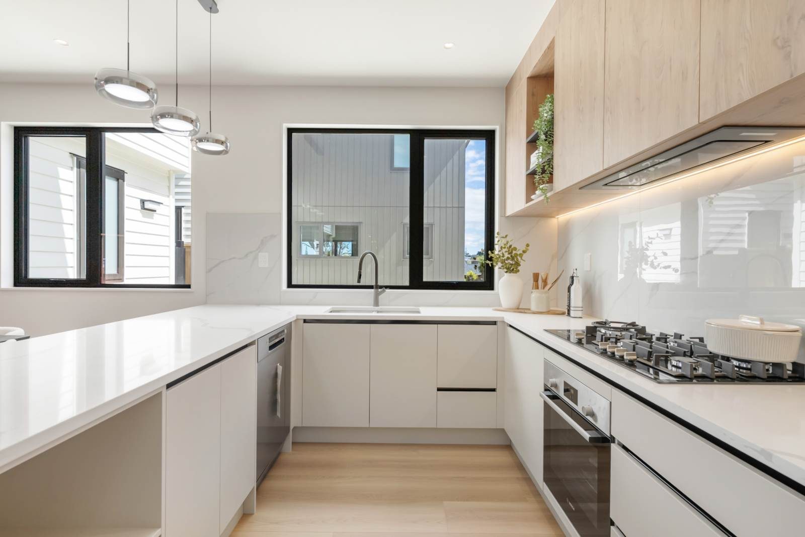 The Ultimate Westlake & Rangitoto Lifestyle — slide 6