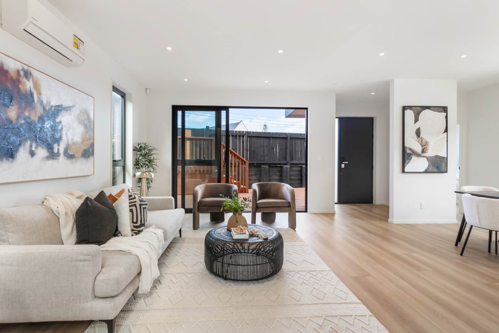 The Ultimate Westlake & Rangitoto Lifestyle — slide 8