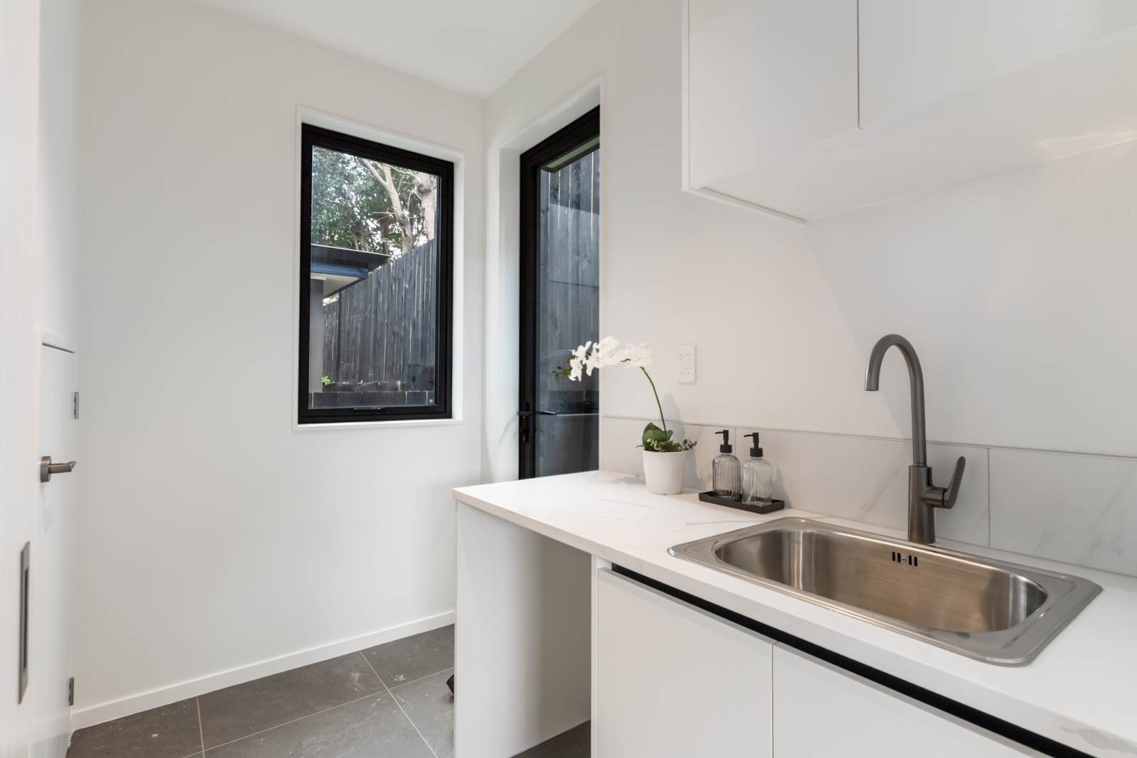 The Ultimate Westlake & Rangitoto Lifestyle — slide 12