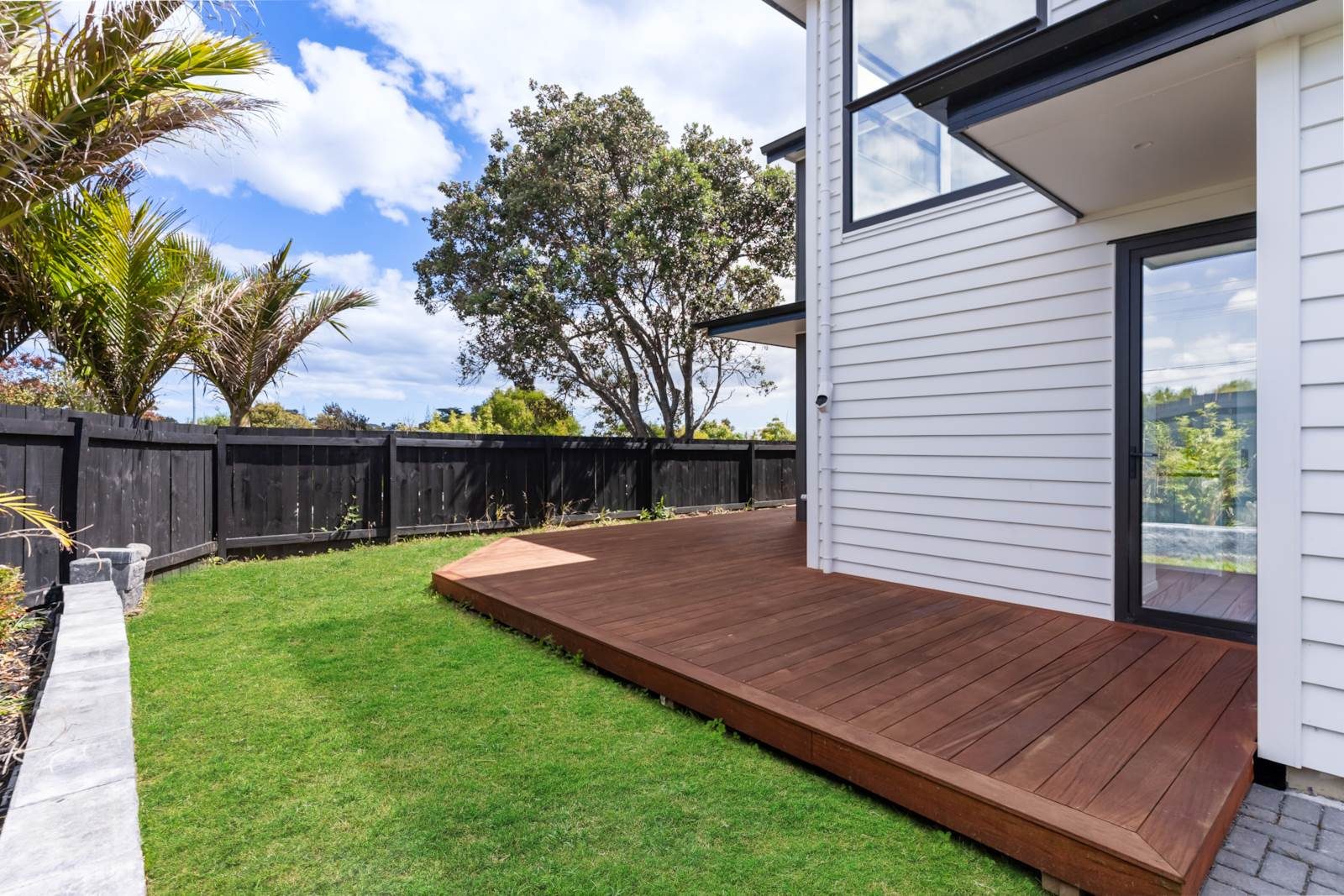 The Ultimate Westlake & Rangitoto Lifestyle — slide 22