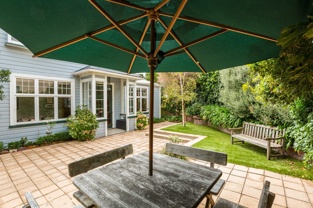 HOME WITH OUTDOOR LIVING ON THE TERRACE — slide 9