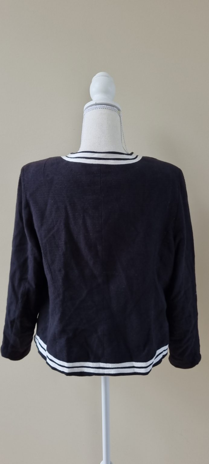 Sara Jacket size 14, image 3