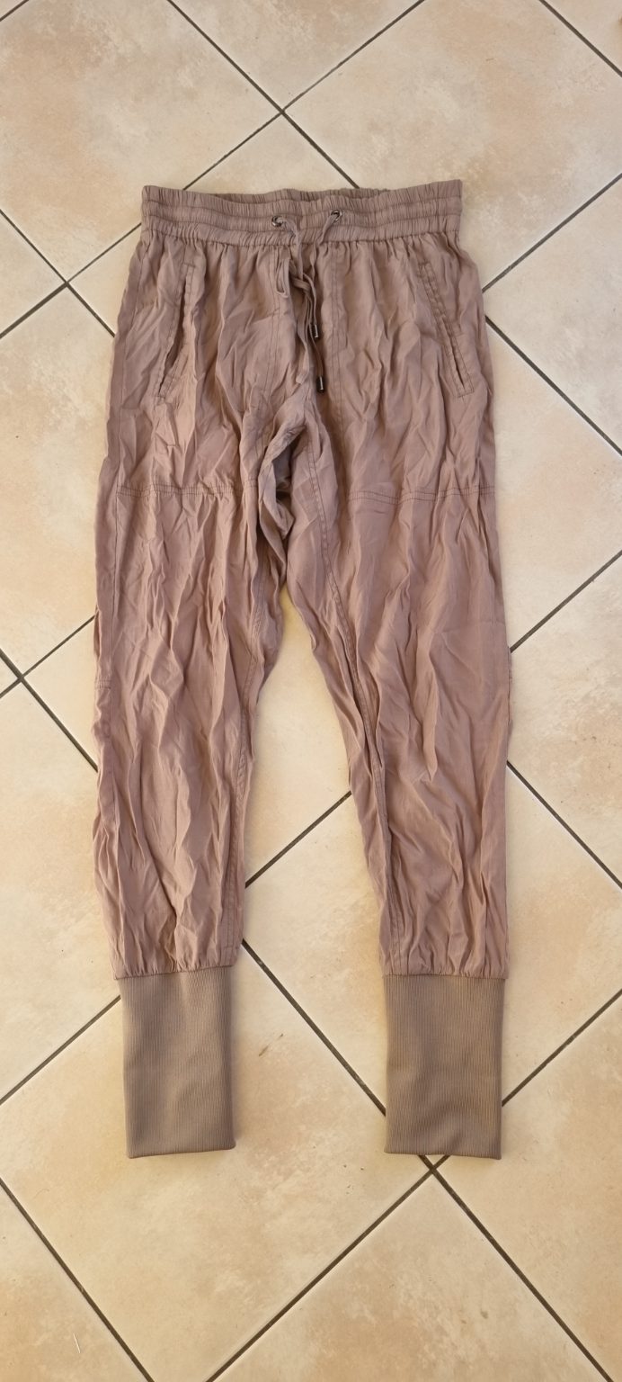 Augustine Pants size 10