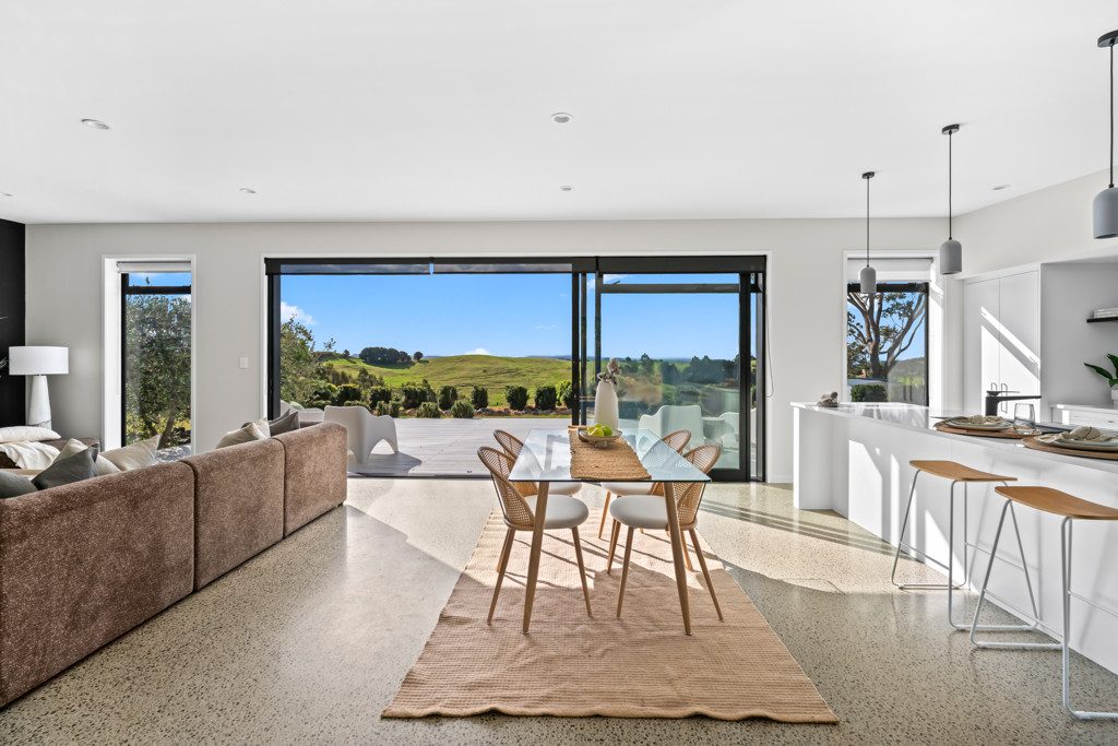 Modern Home, Rural Views — slide 8
