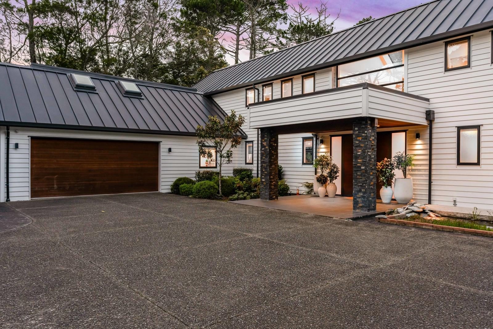 Private Luxury Living. — slide 8