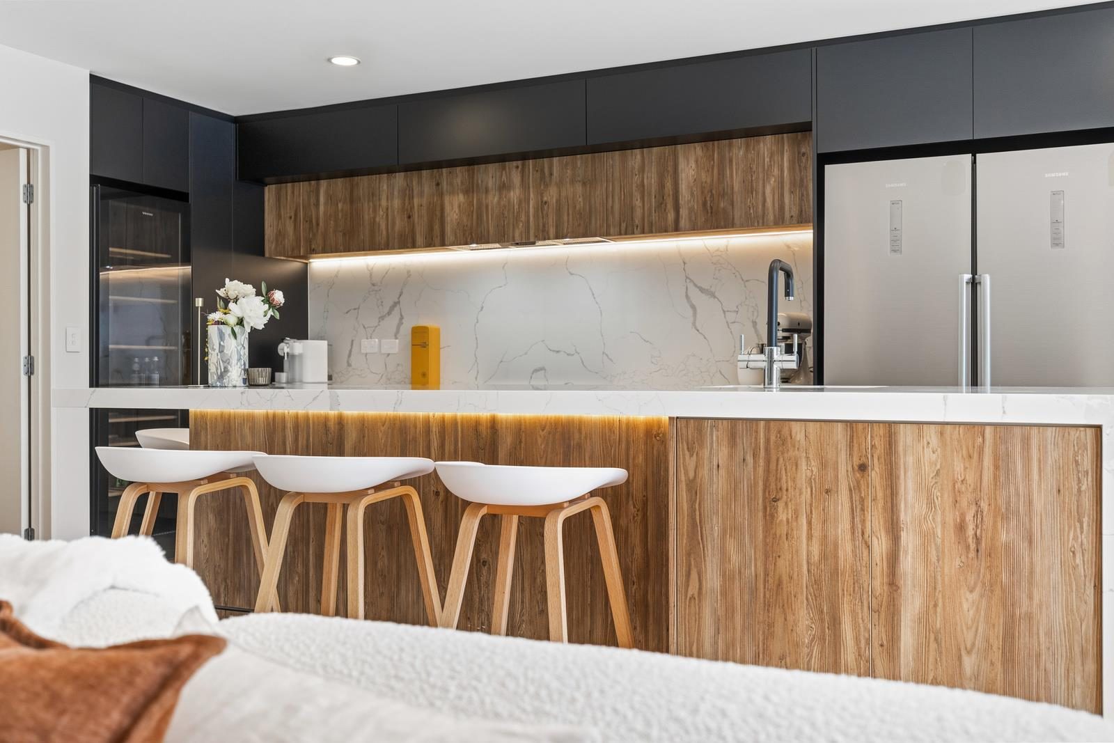Private Luxury Living. — slide 4