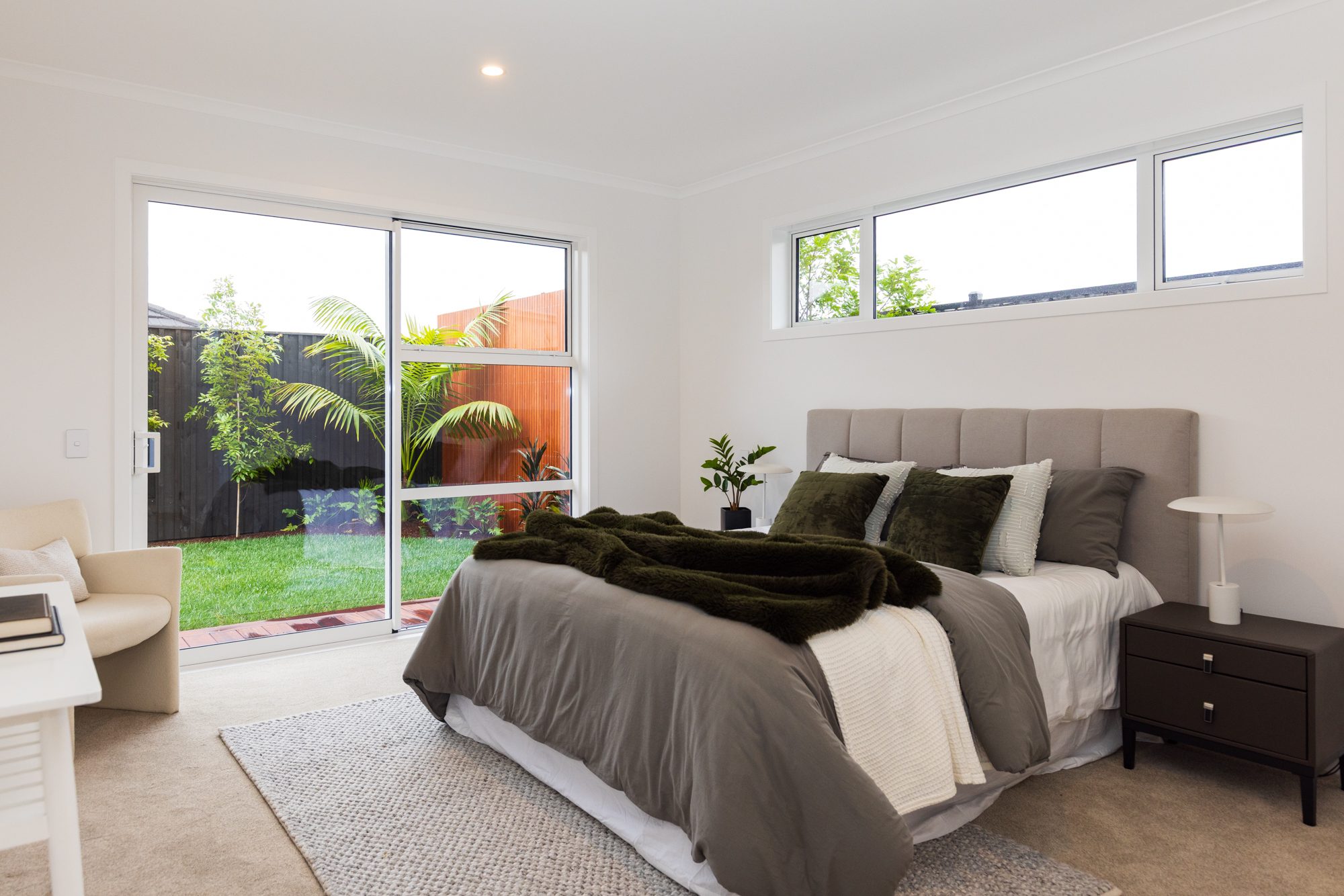 5 Bedroom Stunner with granny potential by SICATO — slide 17