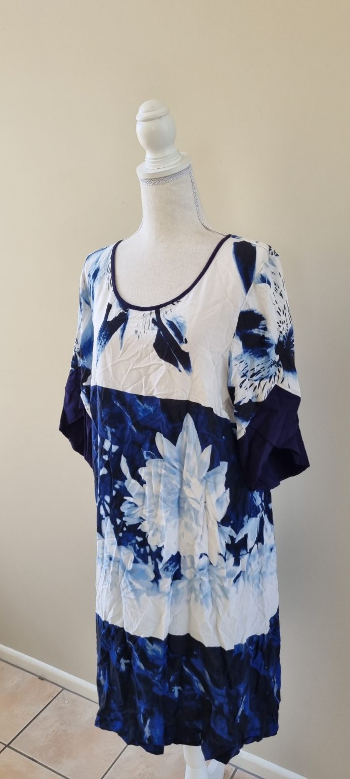 Obi Dress Size 18, image 2