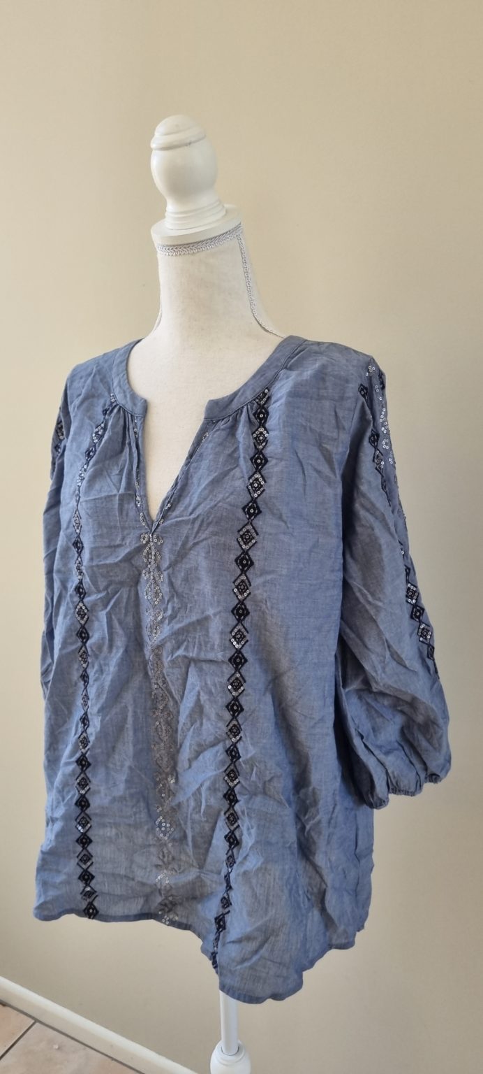 Blue Illusion Tunic size L / 16, image 2