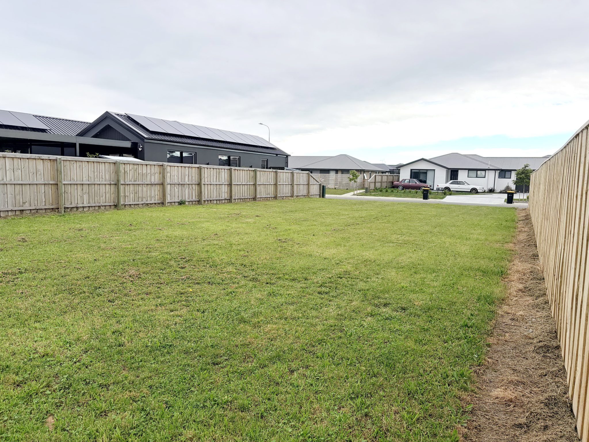 Wake Up to Paddock Views – New 3 Bed in Ravenswood — slide 6