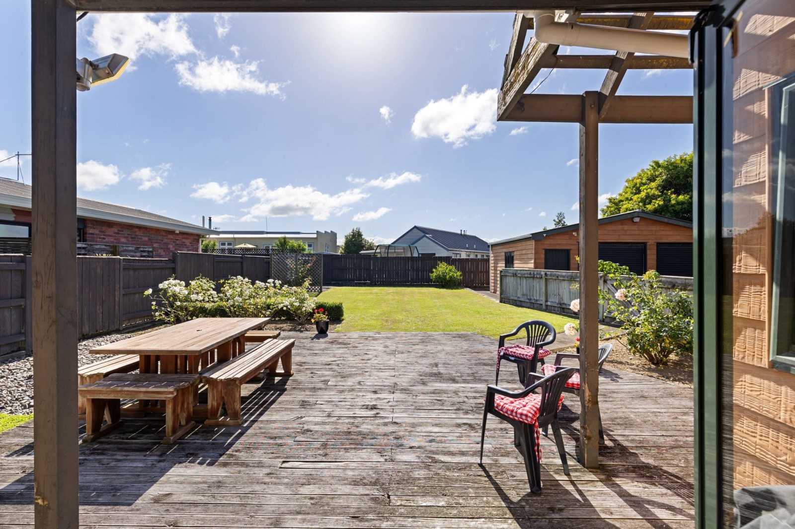 Sun soaked living in Kelvin Grove — slide 6
