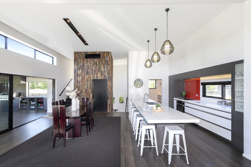 Prime Location, Unmatched Lifestyle, Endless Space — slide 5