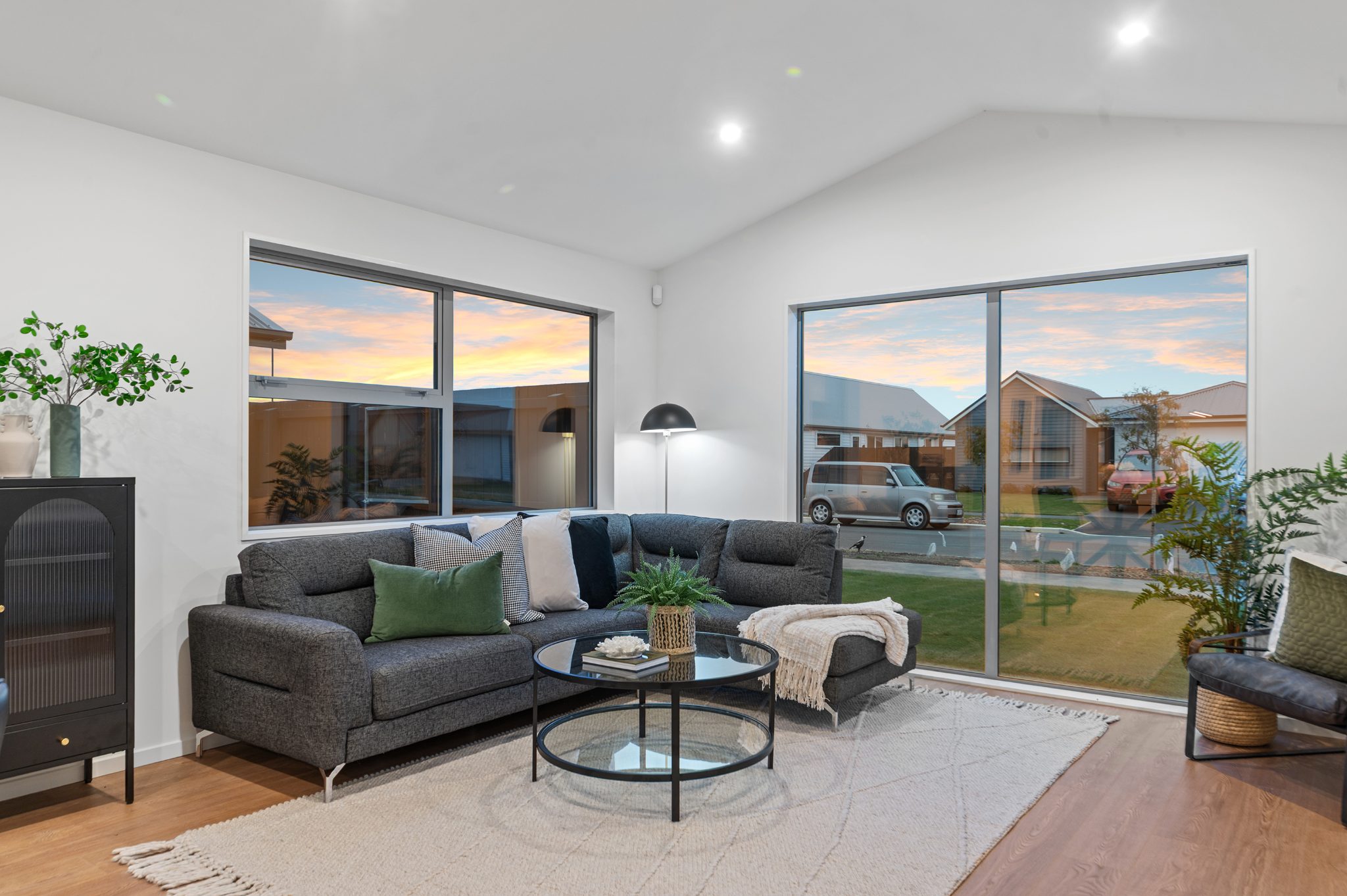 Modern Living Done Right! — slide 9