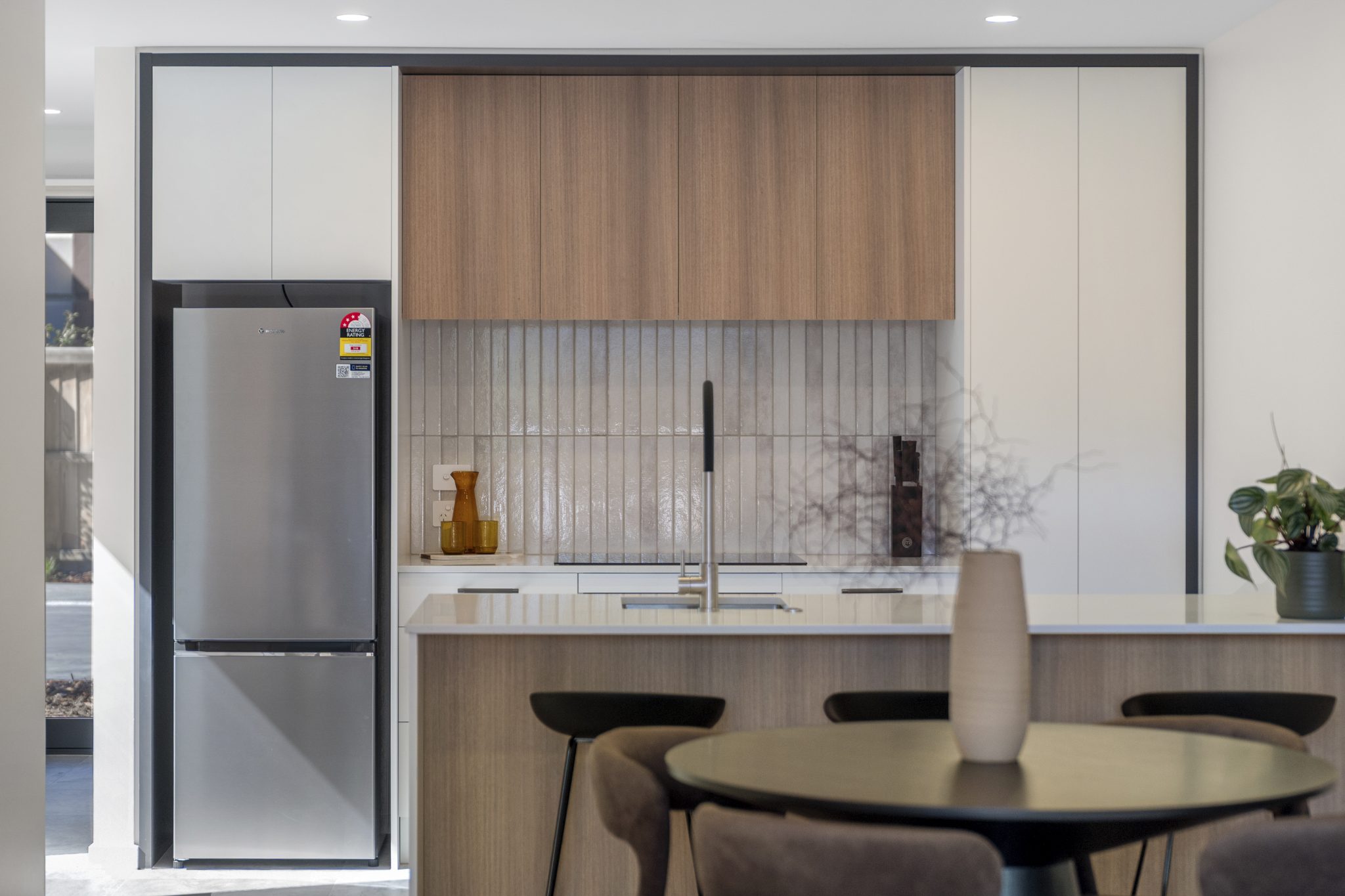 Modern Townhouse with Garage, Opposite Hagley Park — slide 7