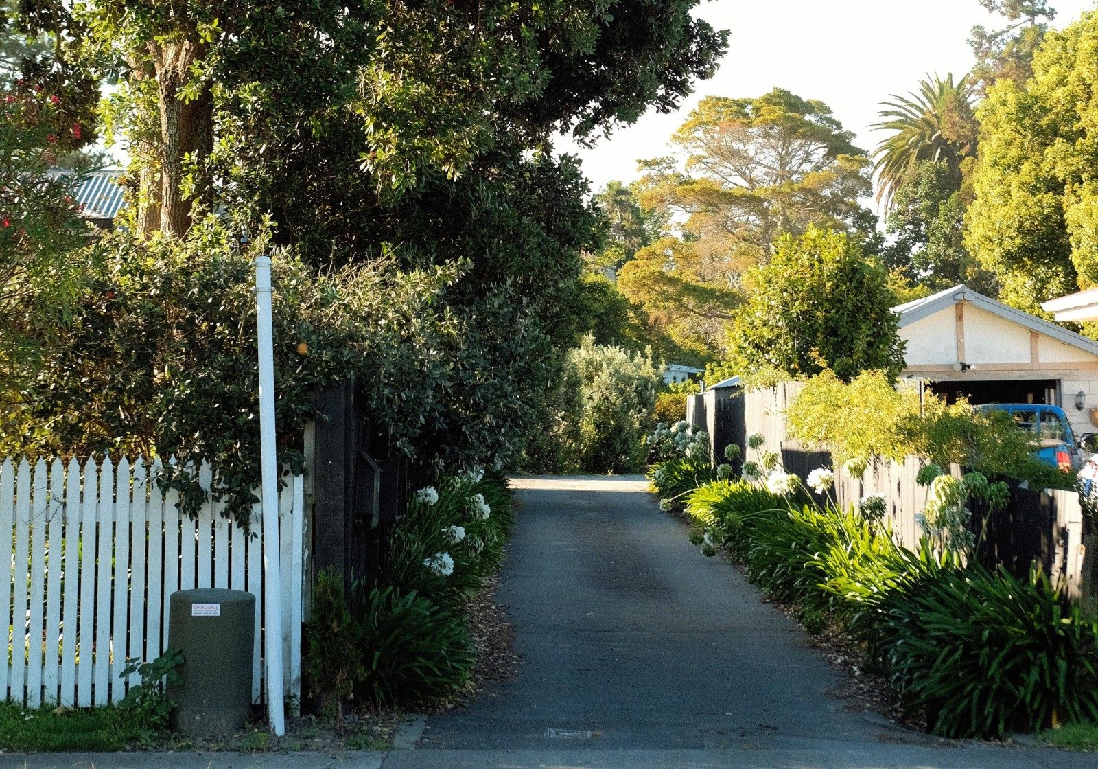 A Coastal Site with Architectural Legacy — slide 5