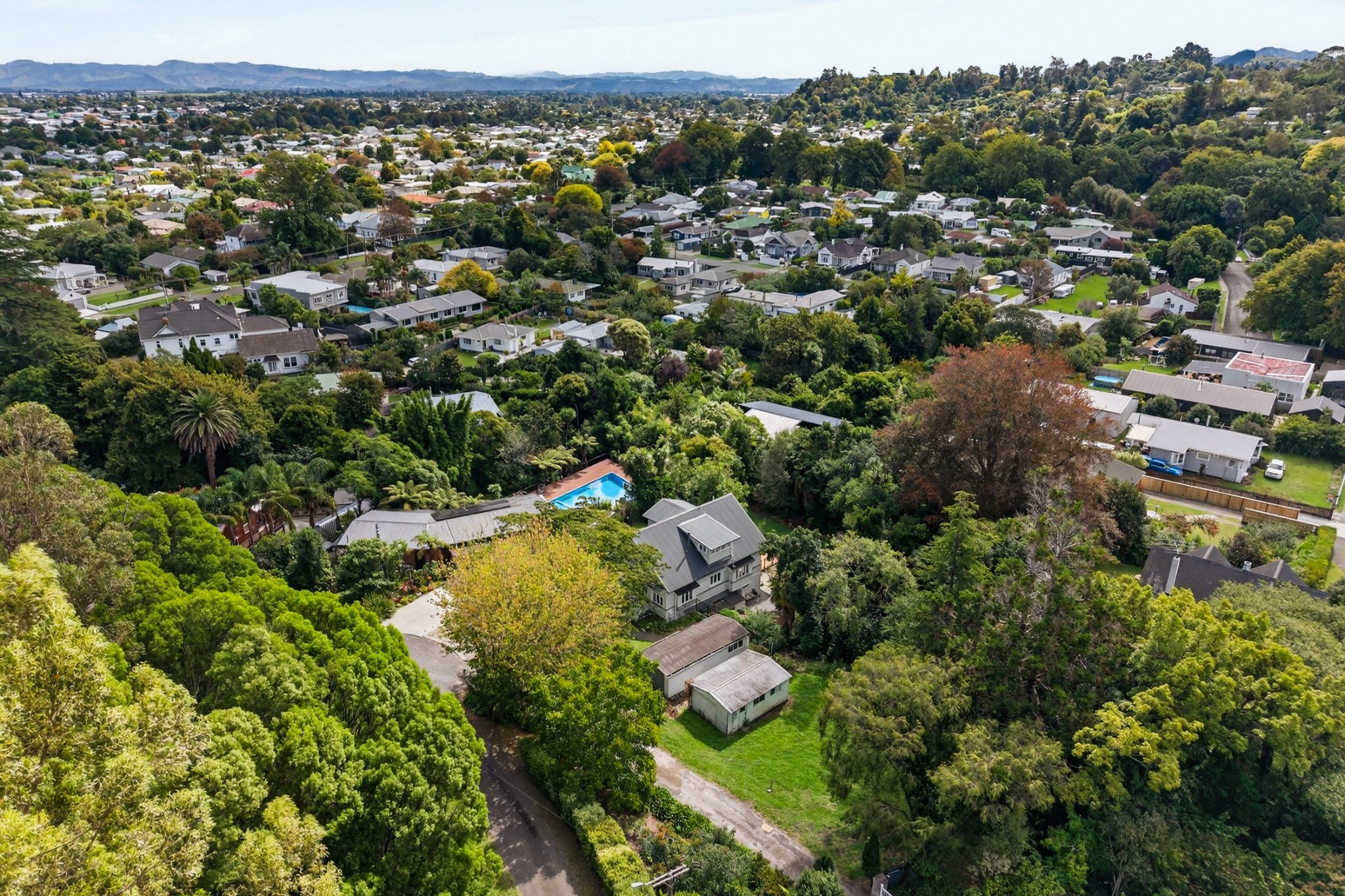 Build smart, live surrounded by nature — slide 8