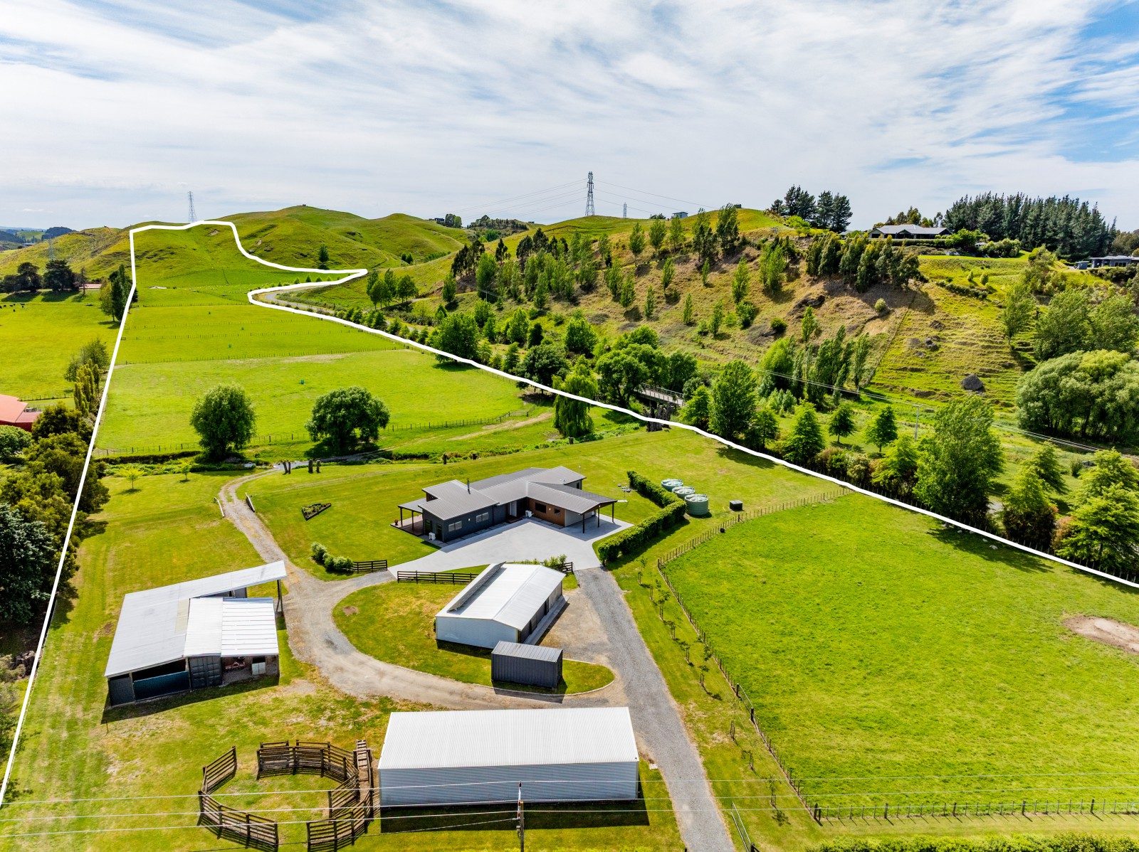 Exceptional 8.95 ha Lifestyle Property — slide 2
