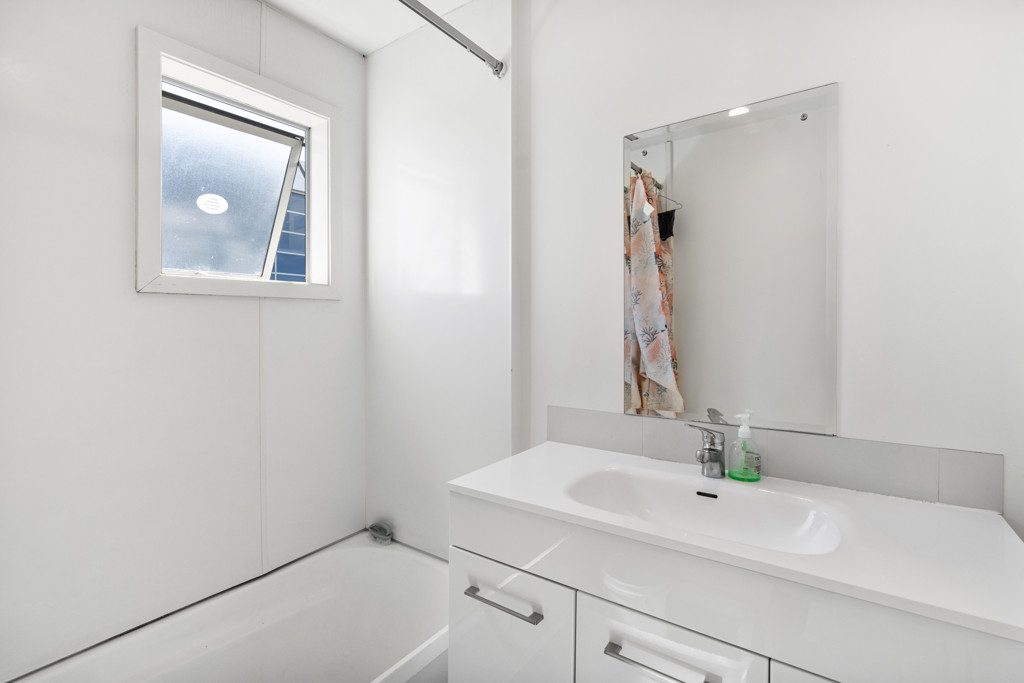 6 Bedrooms. Solid Construction. Smart Investment. — slide 10