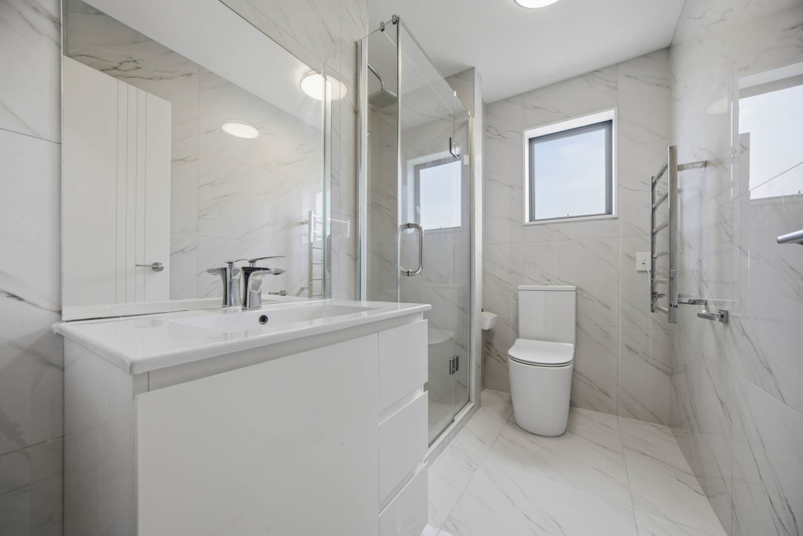 Affordable Modern Home in Rangitoto Zone — slide 11