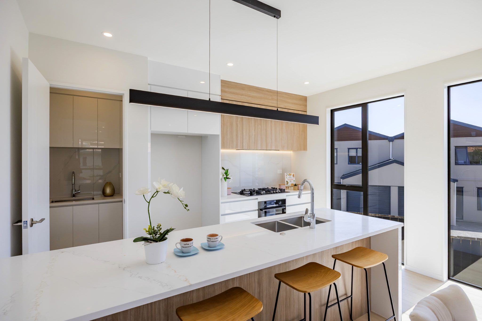 New Freehold Homes in Oteha - 17B & 17E — slide 8