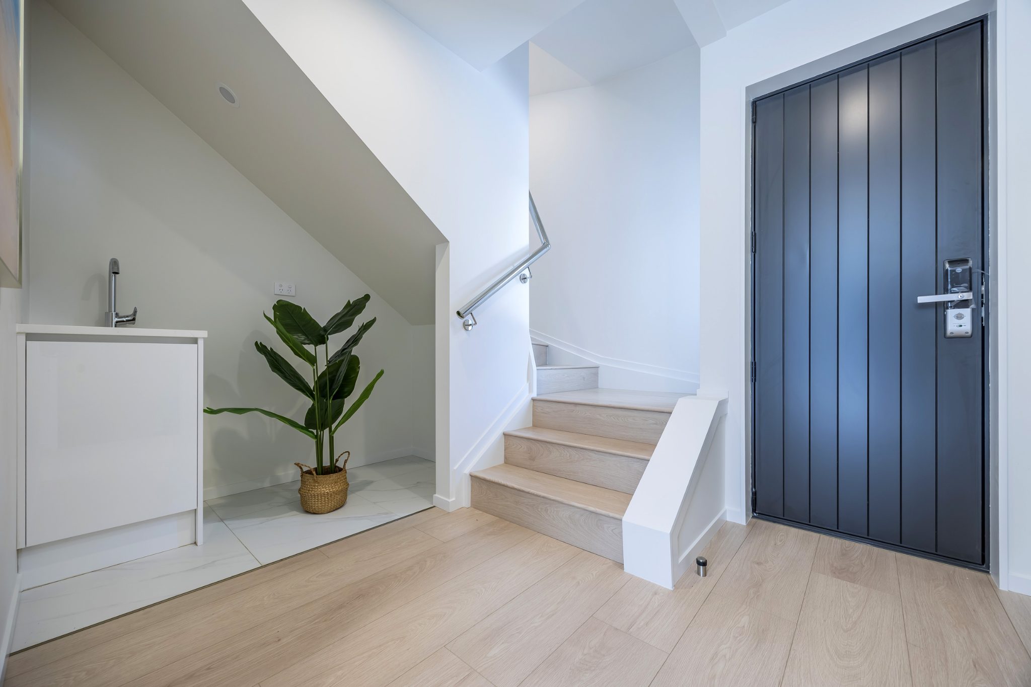 New Freehold Homes in Oteha - 17B & 17E — slide 15