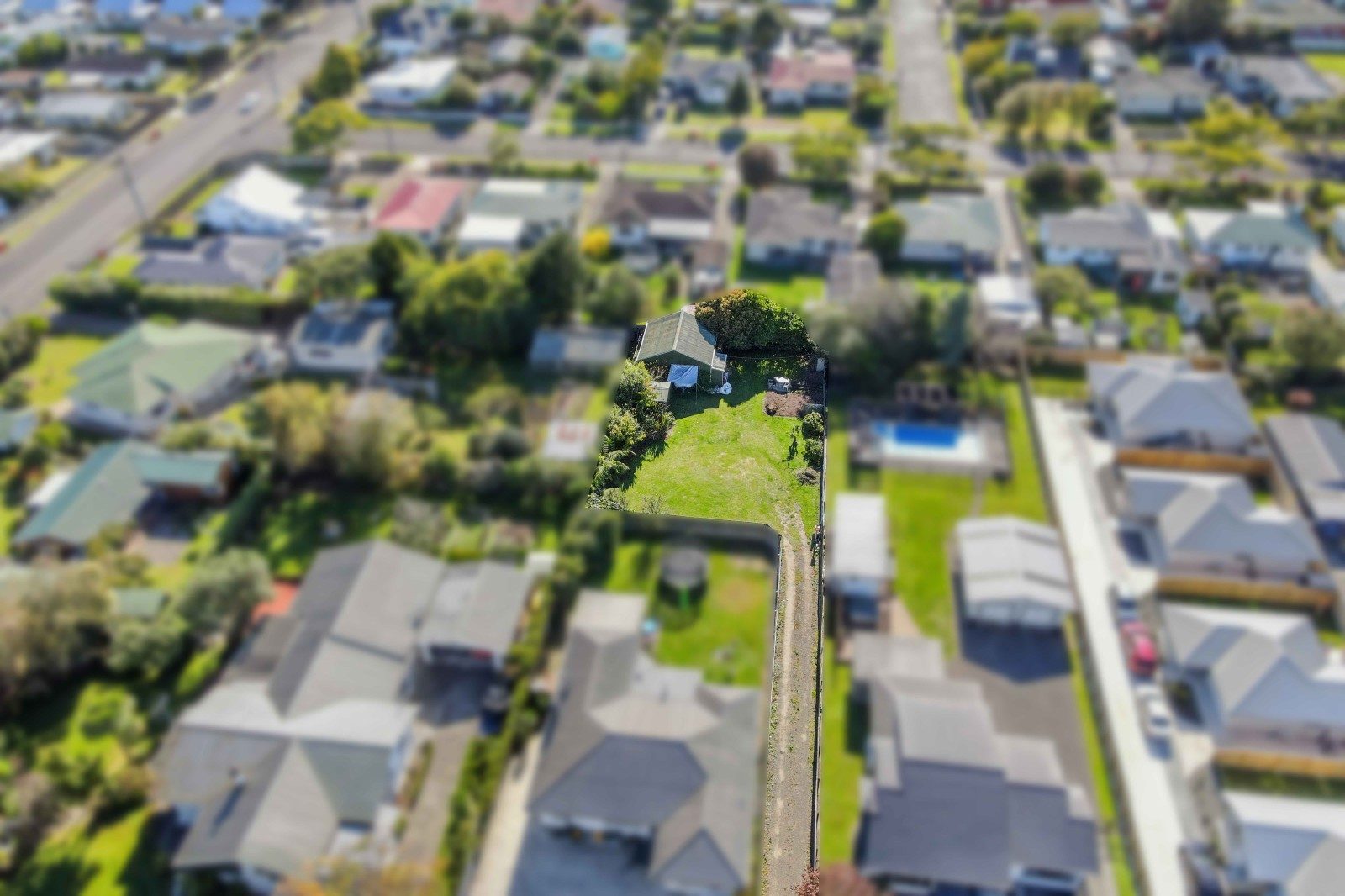 Easy Living Close to Town — slide 7