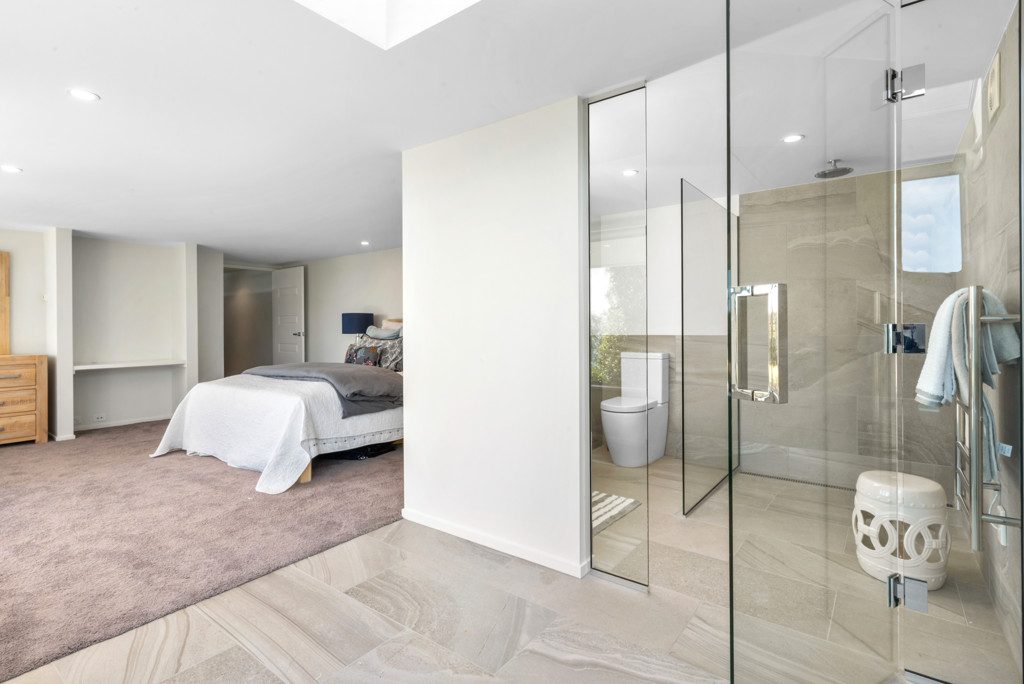 Coastal Luxury on a Grand Scale — slide 19