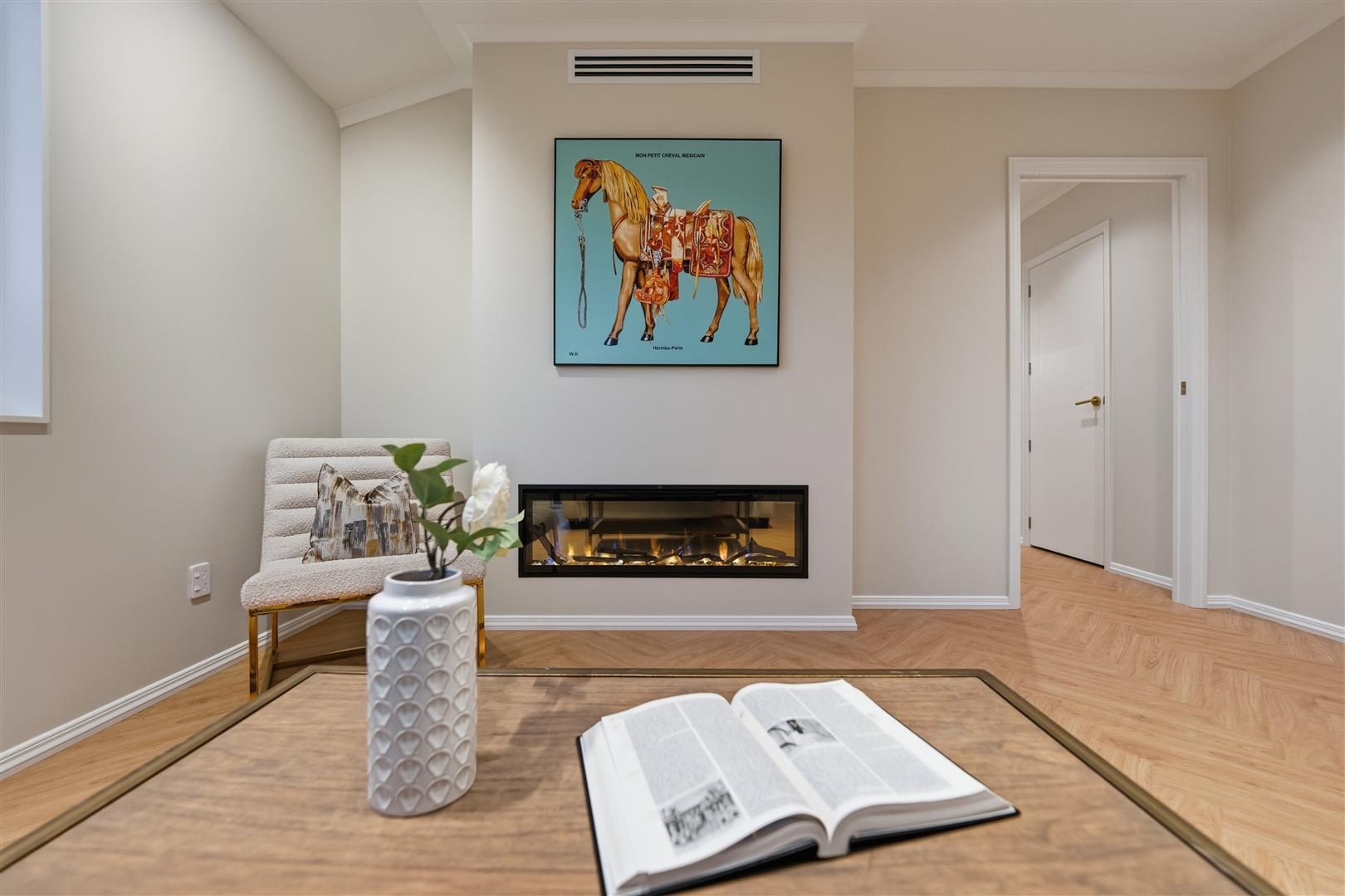 SHOWCASING STYLE MASTERPIECE– 5 BEDROOMS LUXURY! — slide 5