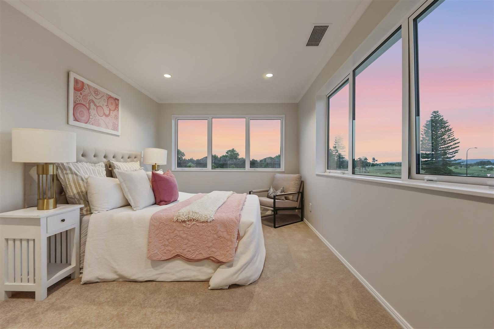 SHOWCASING STYLE MASTERPIECE– 5 BEDROOMS LUXURY! — slide 42