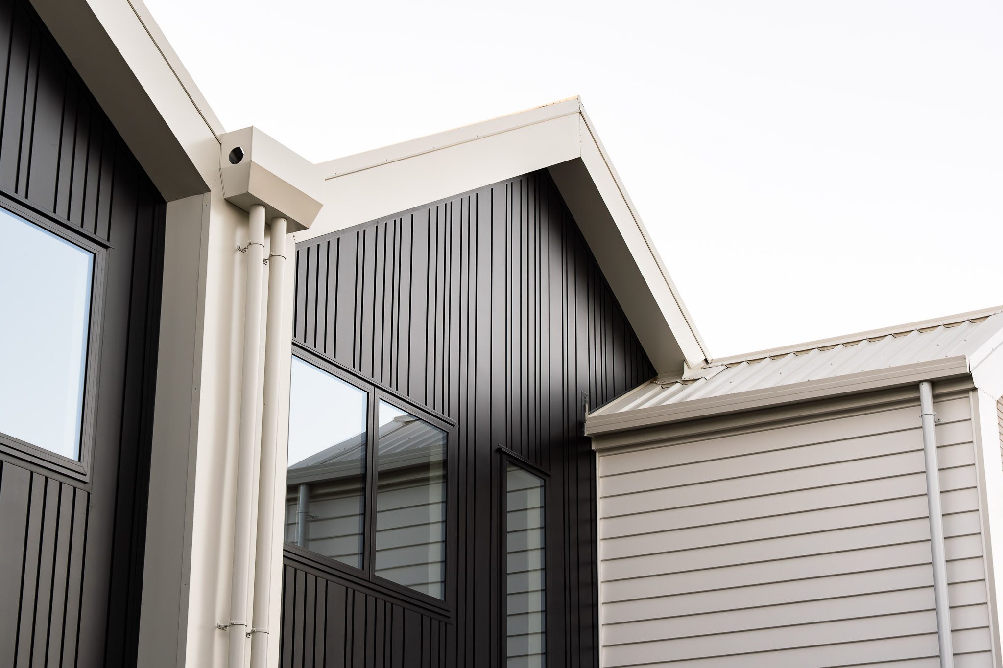 Premium New Homes – Walk to Howick Village — slide 2