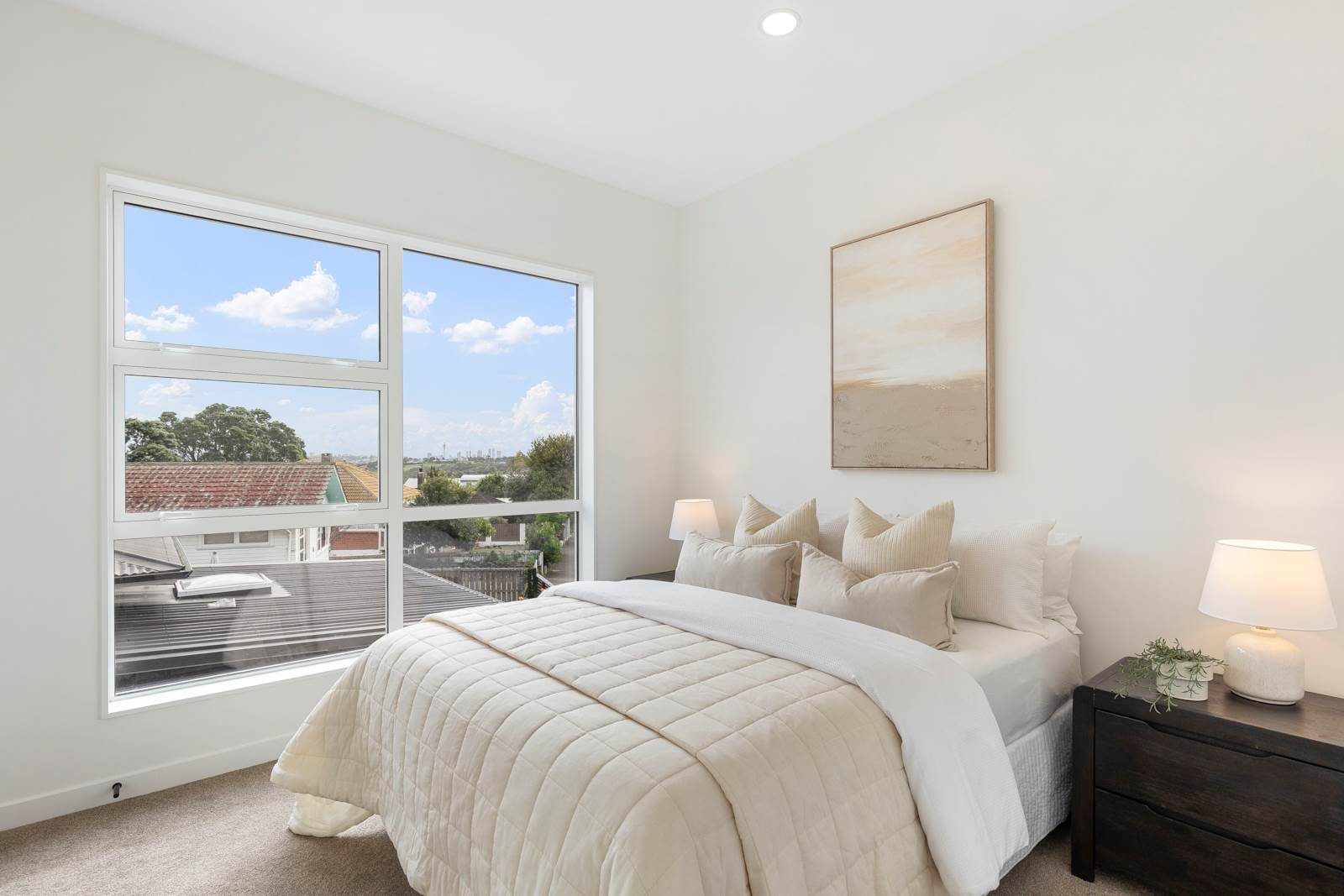 Brand New Home with Elevated Views — slide 17