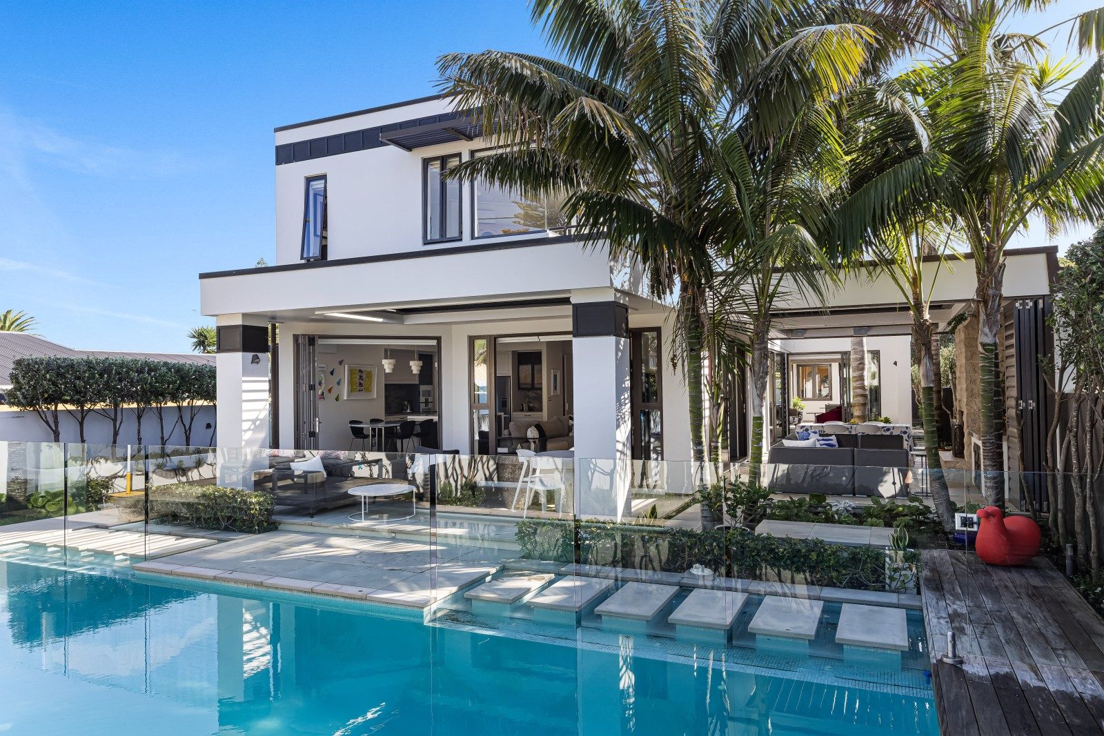 A masterpiece of beachside living — slide 28