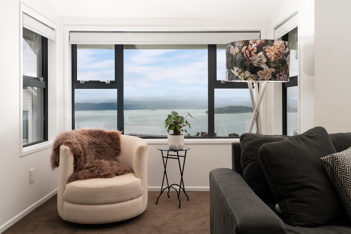 SUN, SPACE & VIEWS TO IMPRESS! | BEO $1,240,000 — slide 16