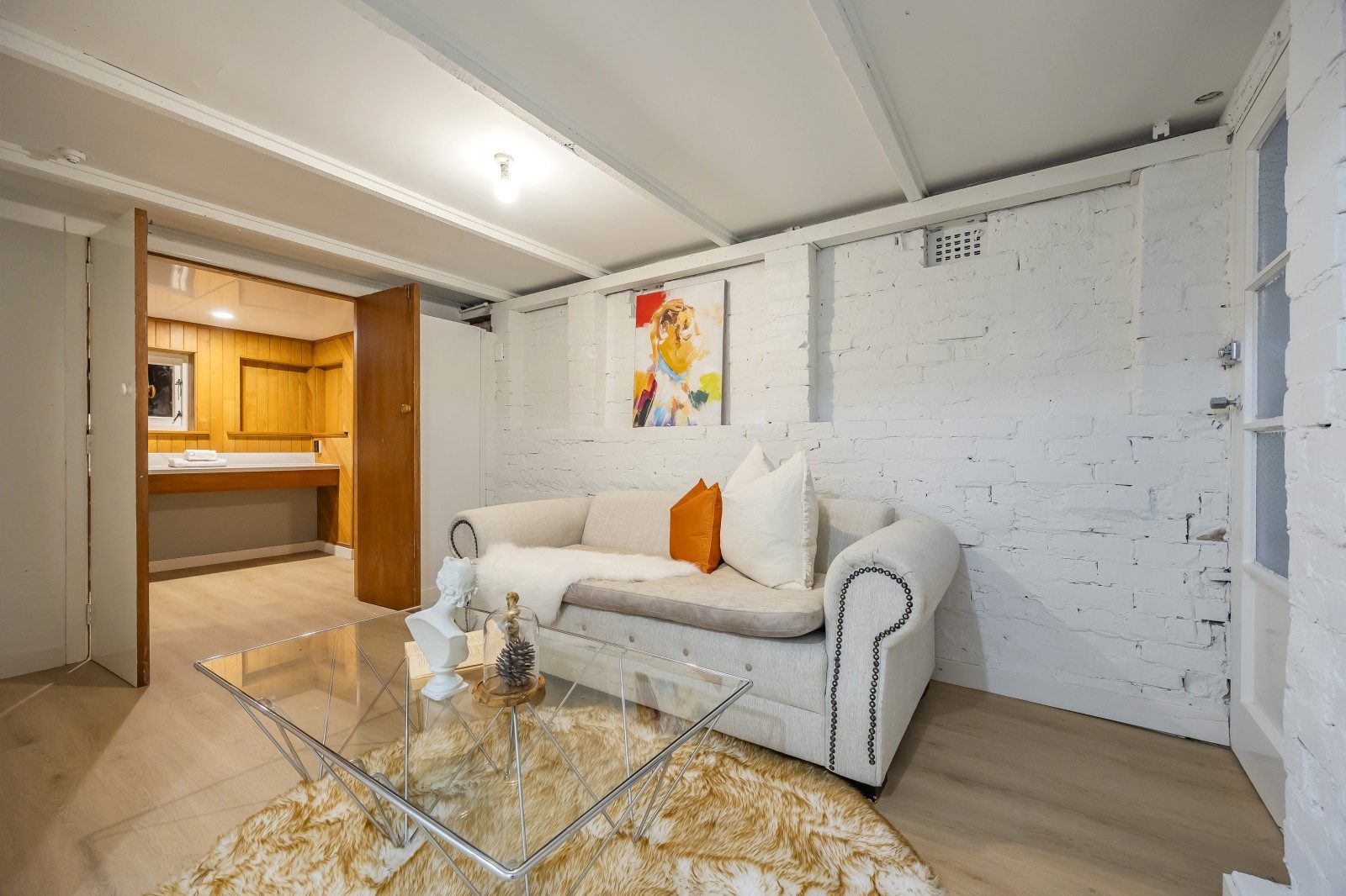 Freshly renovated- Panoramic views- Granny flat — slide 20