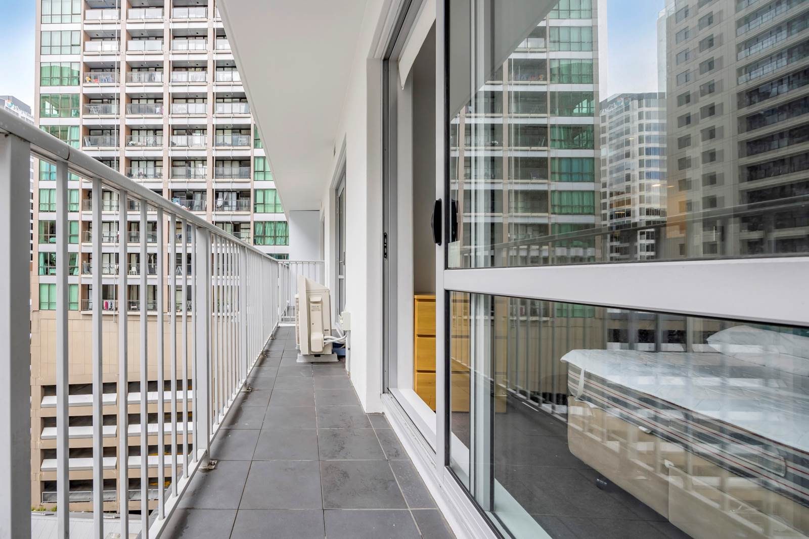 Affordable CBD 2 Bed + 2 Bath — slide 14