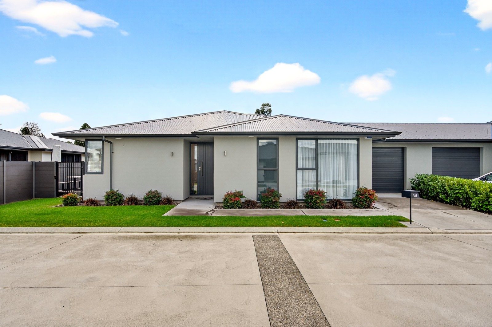 Solway Country Estate Easy Modern Living — slide 23