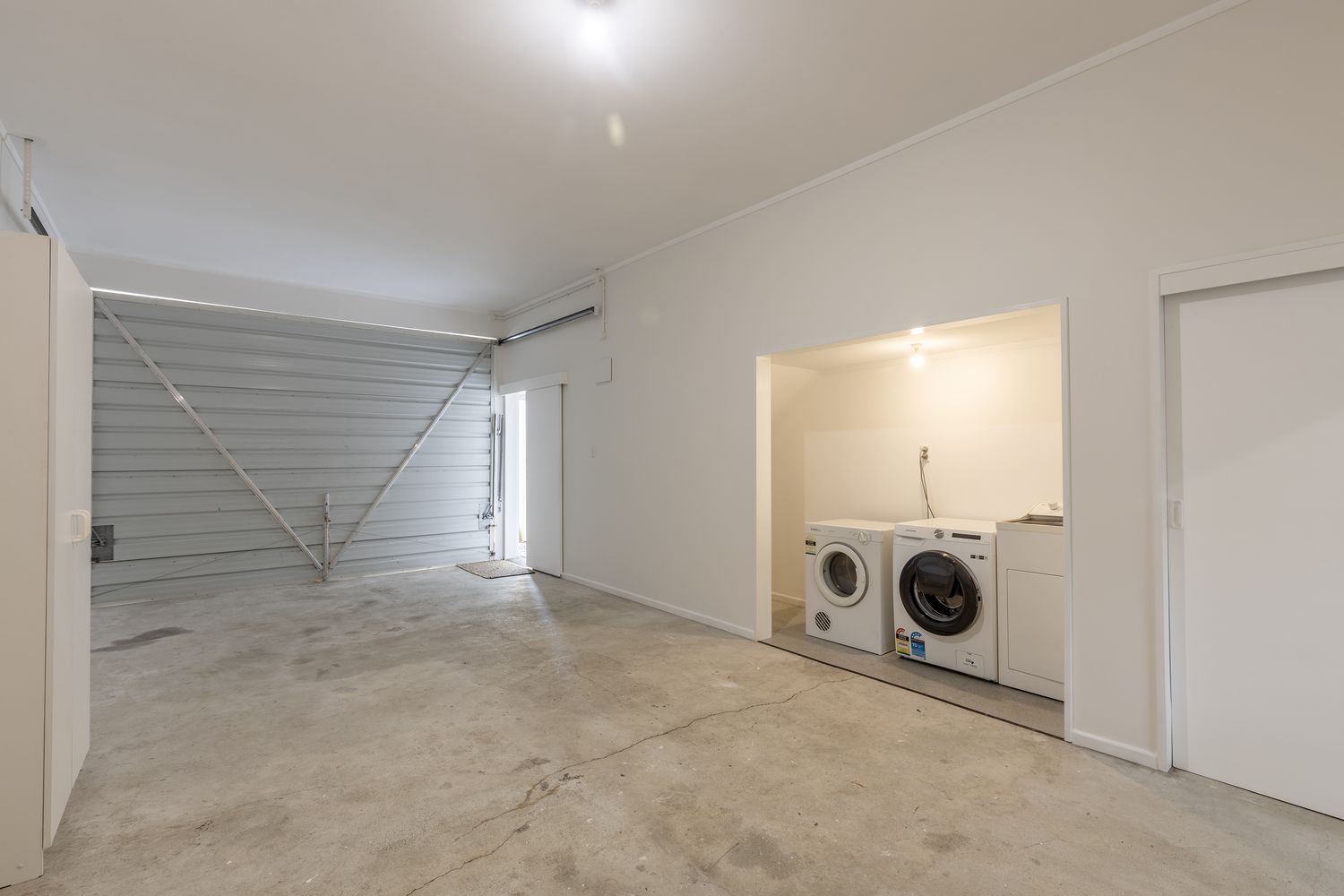 Renovated - Enjoy Yourself Now or Rent @$440 PW! — slide 15
