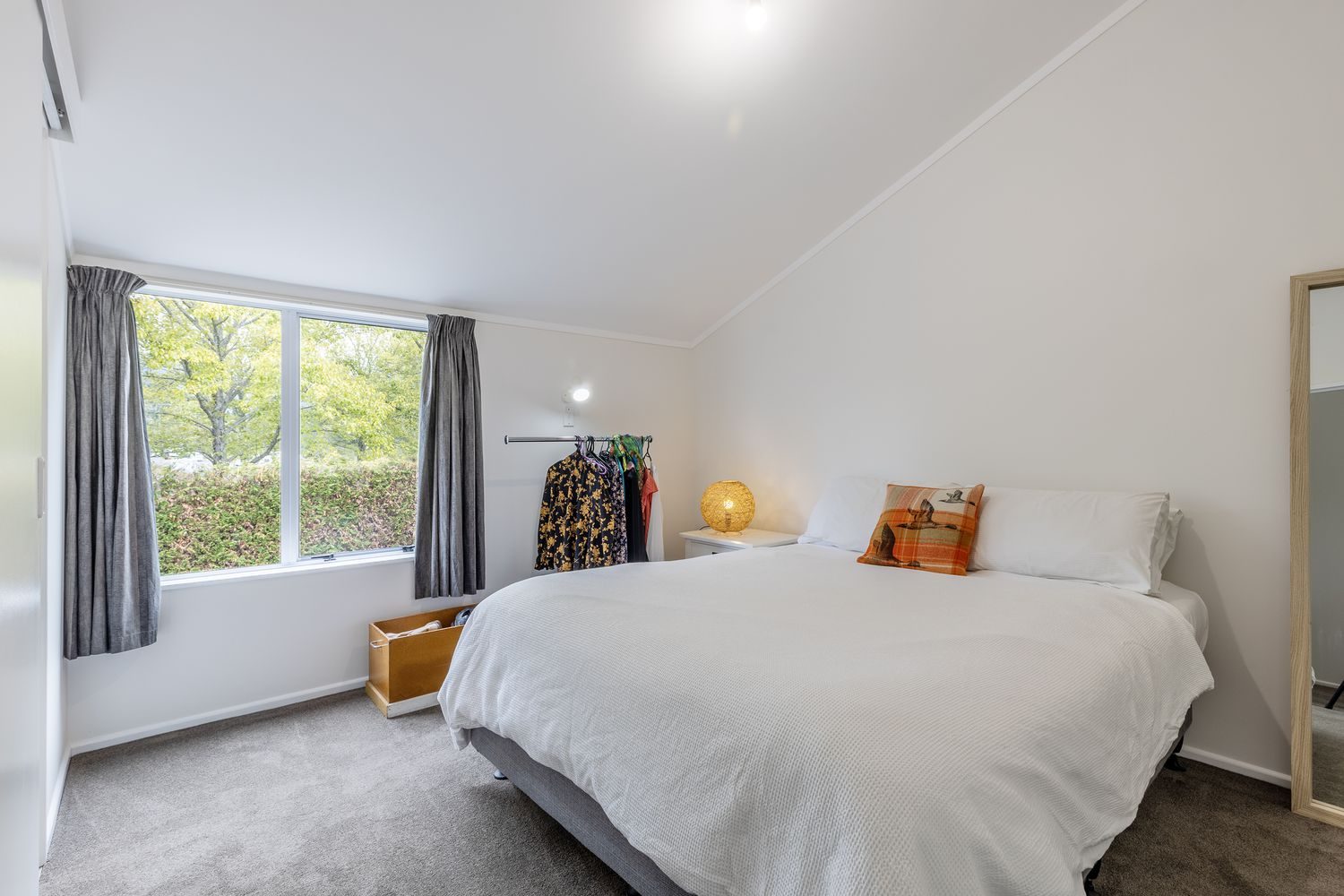 Renovated - Enjoy Yourself Now or Rent @$440 PW! — slide 11