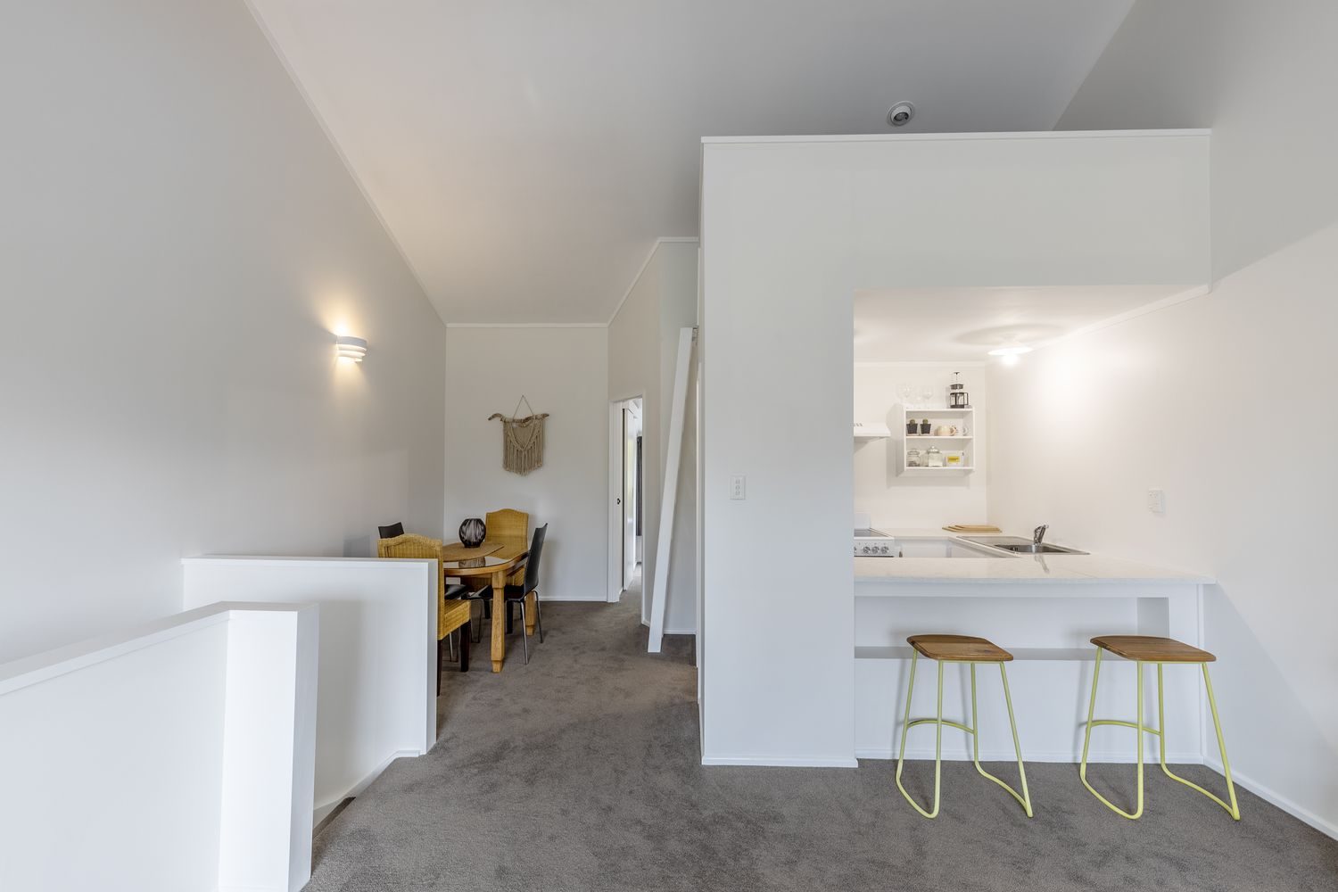 Renovated - Enjoy Yourself Now or Rent @$440 PW! — slide 3