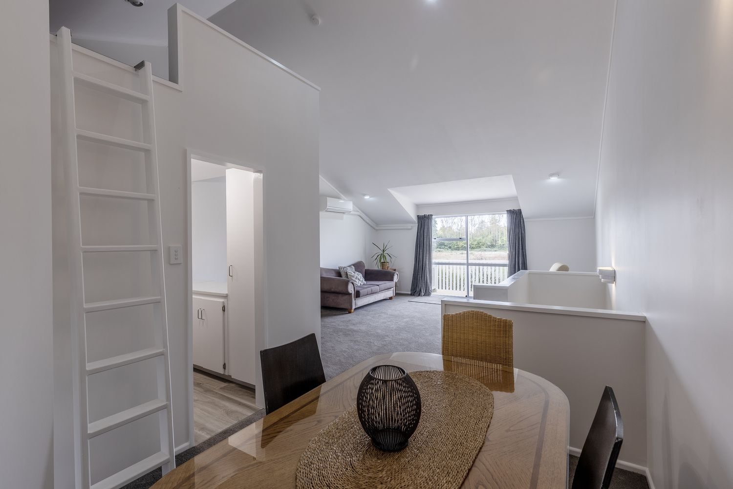 Renovated - Enjoy Yourself Now or Rent @$440 PW! — slide 9