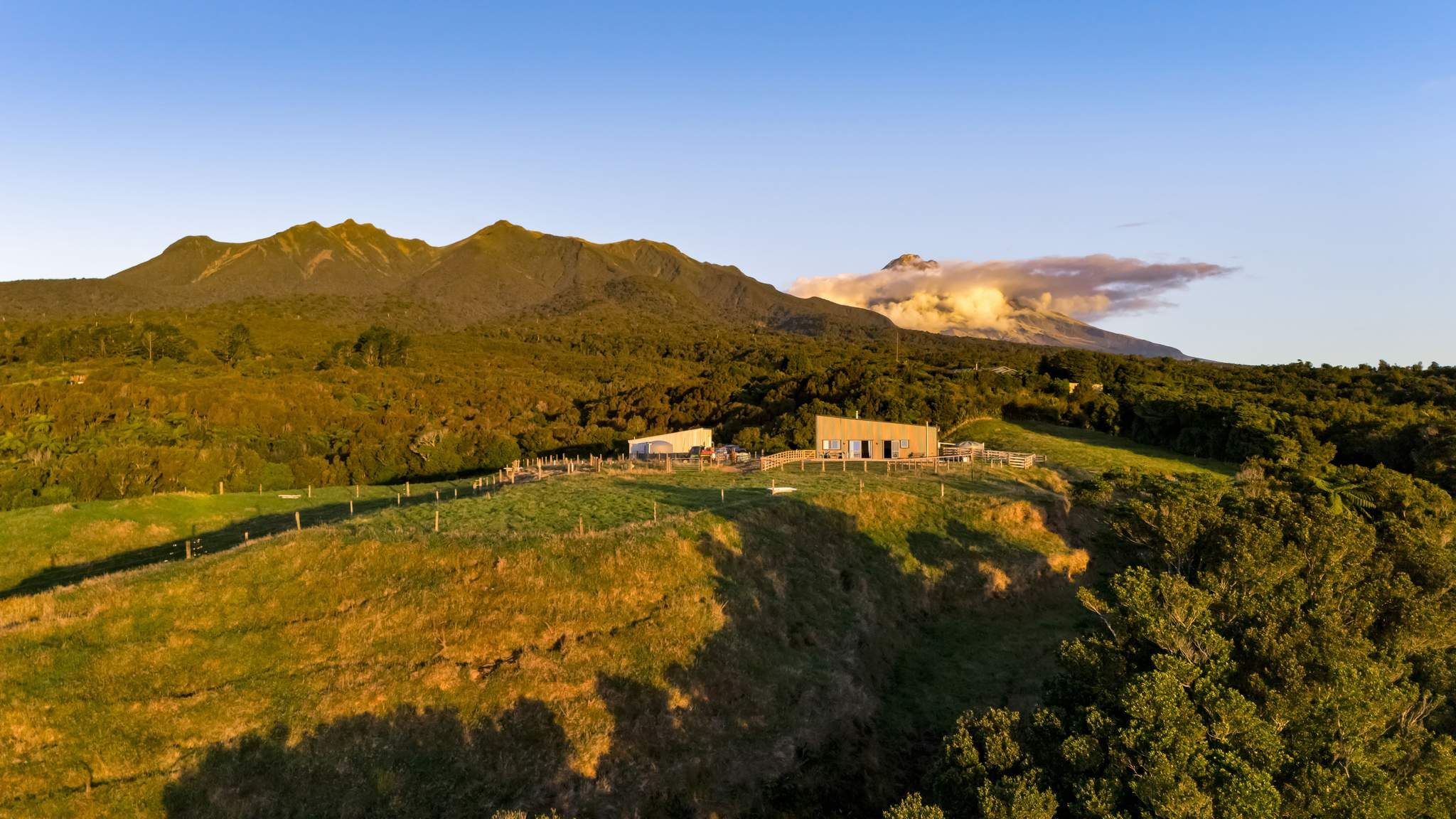 Lifestyle Escape with Epic Views — slide 7