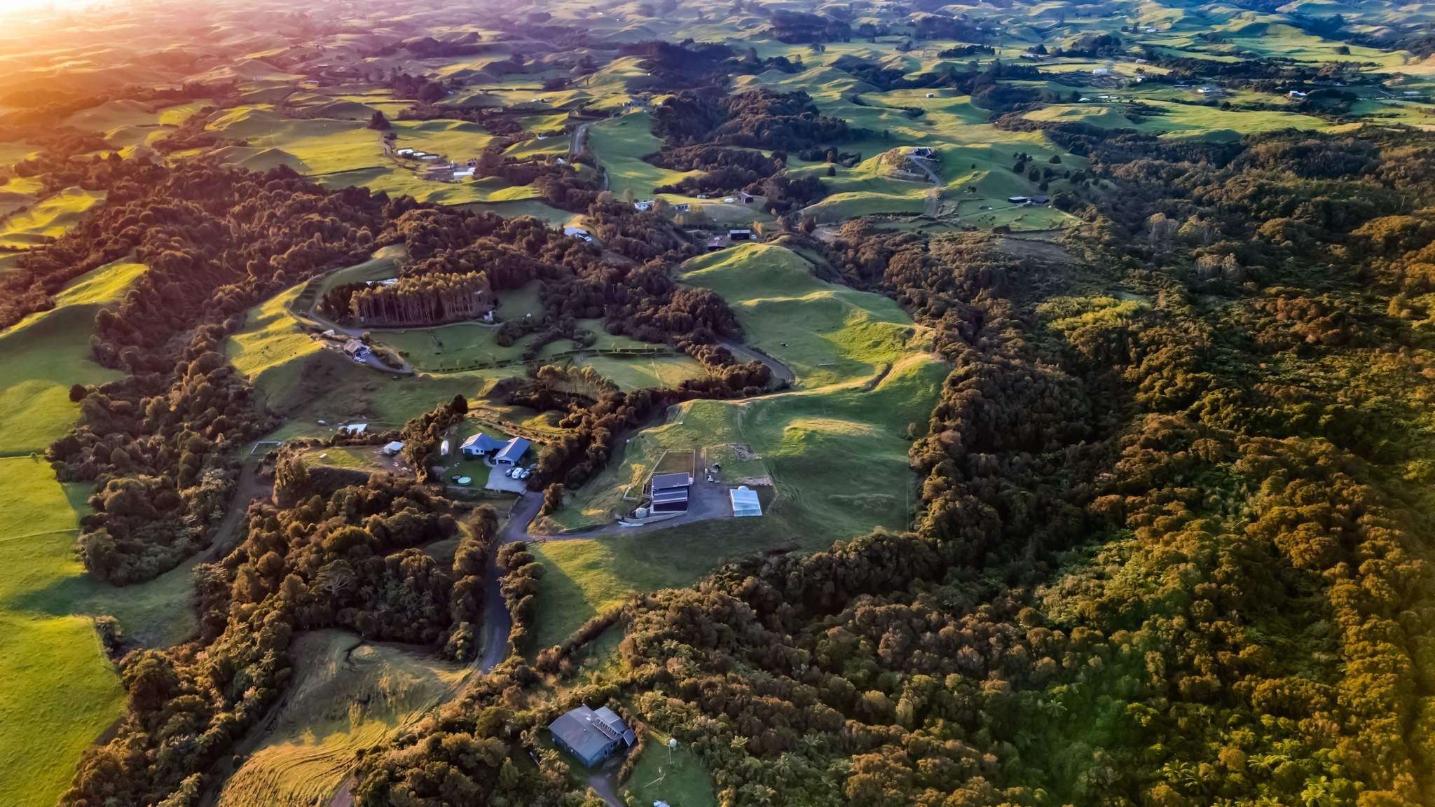 Lifestyle Escape with Epic Views — slide 8