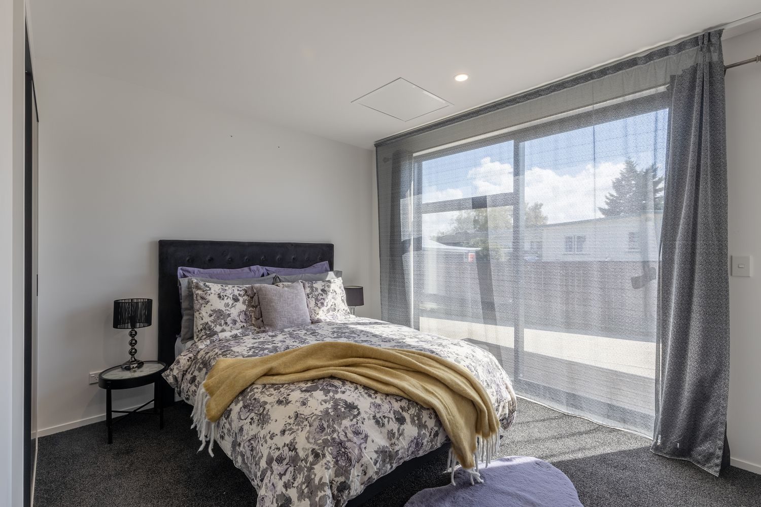 Freehold Modern Living, Sun-Soaked & Smart — slide 12
