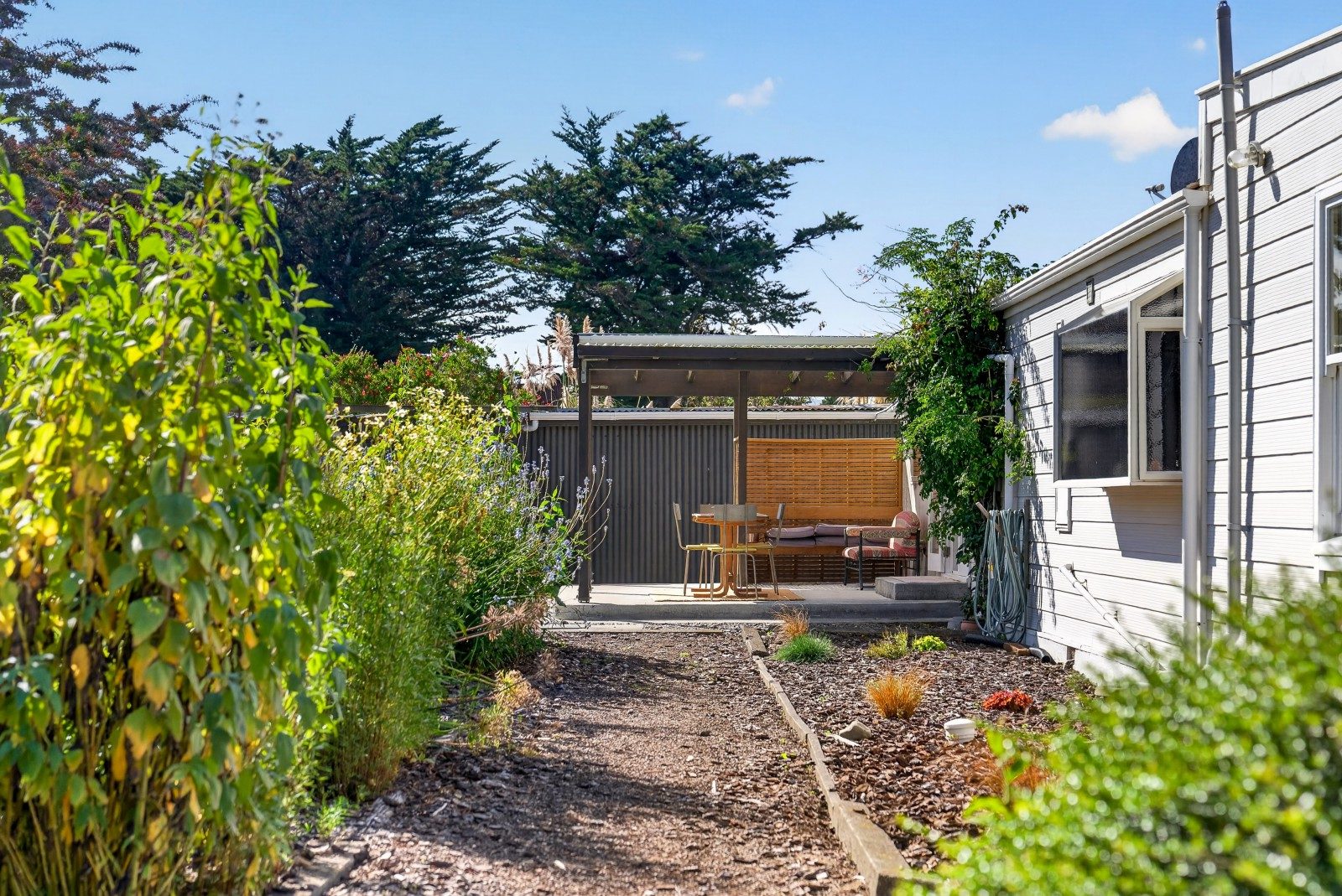 Affordable Character Living on an Acre — slide 27